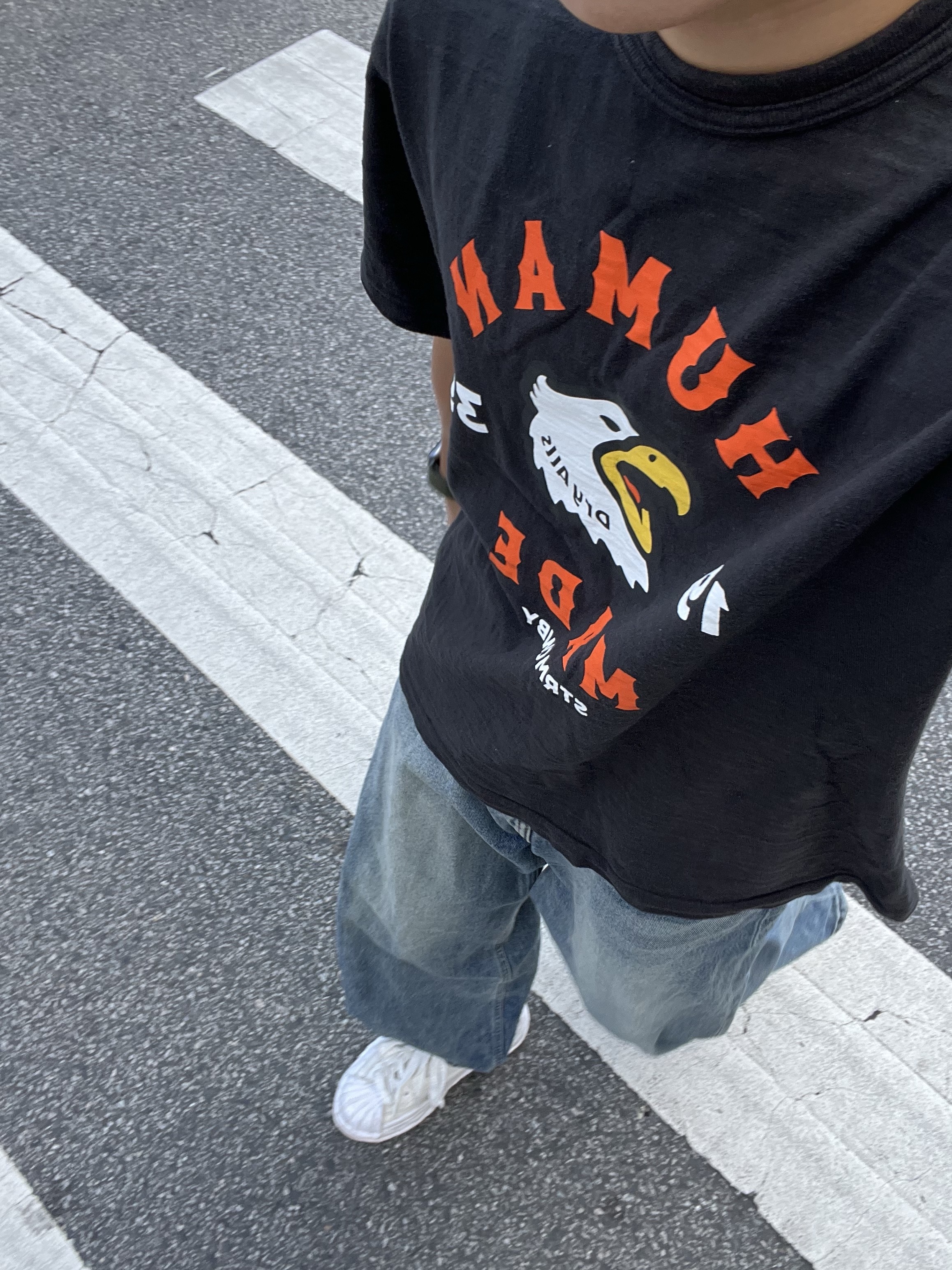 Human Made Graphic T-Shirt #07 Black, Maison Mihara Yasuhiro Blakey OG Sole Leather Low-top Sneakers White 착용 스타일