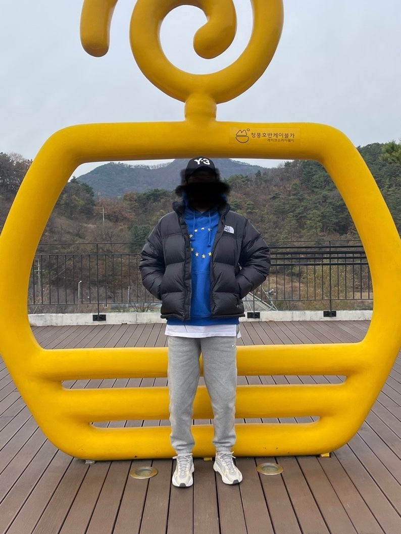 Souvenir Official Eunify Classic Hoodie Blue 2022, Nike NRG Solo Swoosh Fleece Pants Dark Grey Heather - Asia 착용 스타일