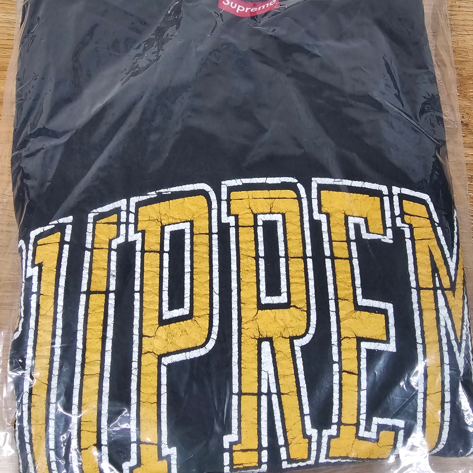 Supreme Inside Out Crewneck Black - 23FW 착용 스타일