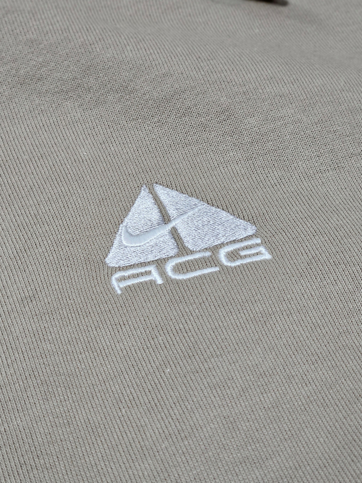 Nike ACG Therma-Fit Fleece Pullover Hoodie Khaki - Asia 착용 스타일 - 7