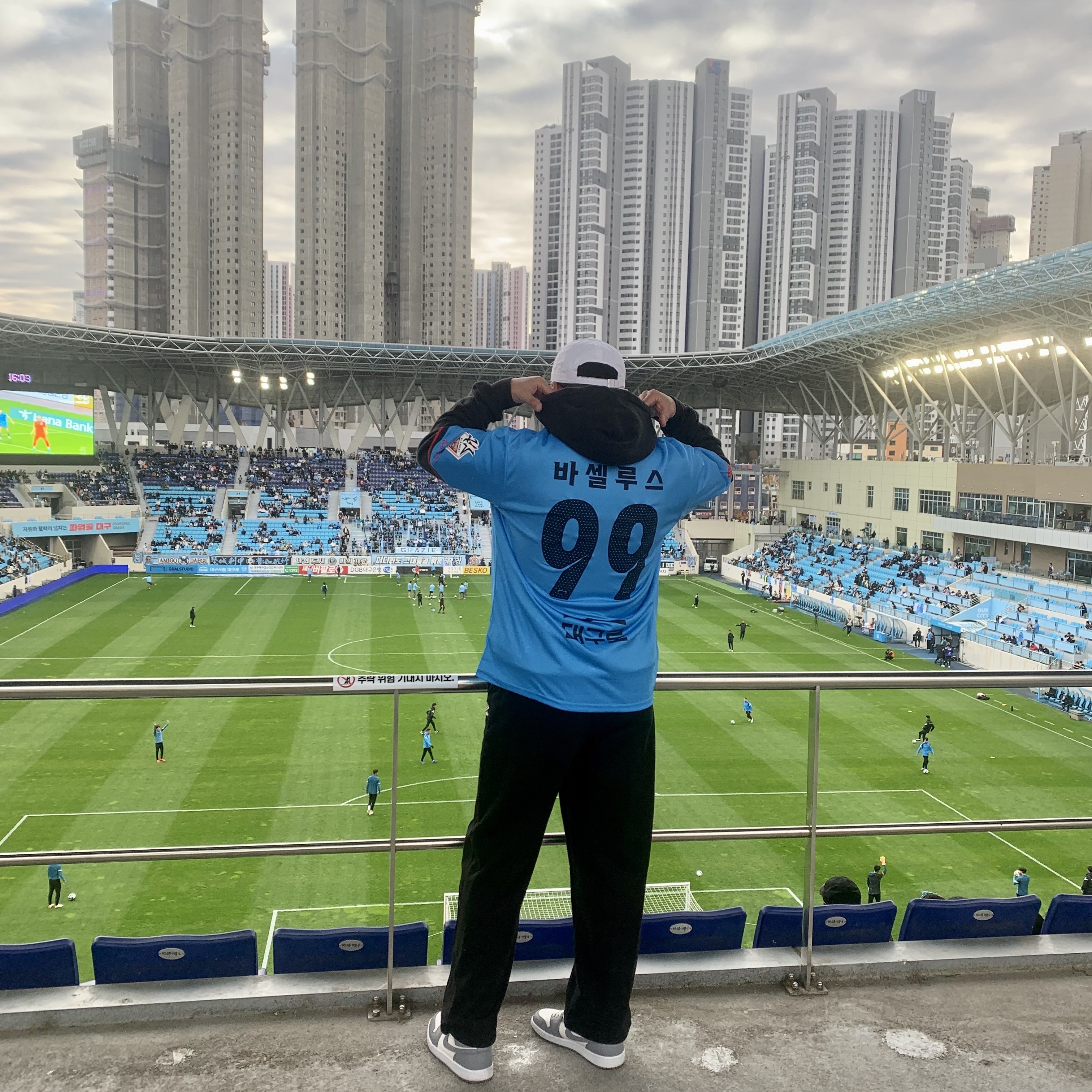 Goal Studio Daegu FC 2023 Home Replica Jersey Skyblue Navy (Non Marking Ver.) 착용 스타일 - 2