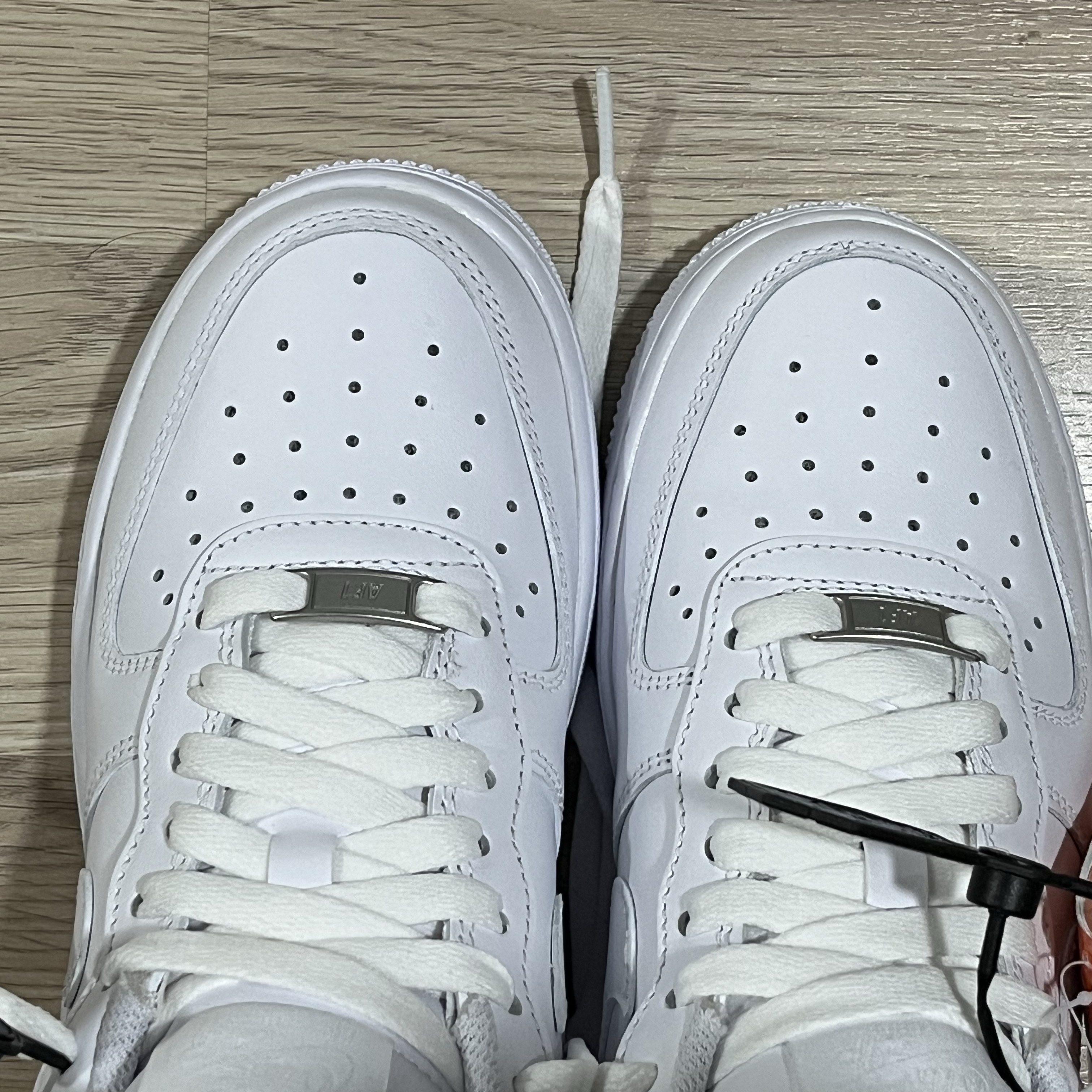 (W) Nike Air Force 1 '07 Low White 착용 스타일 - 2