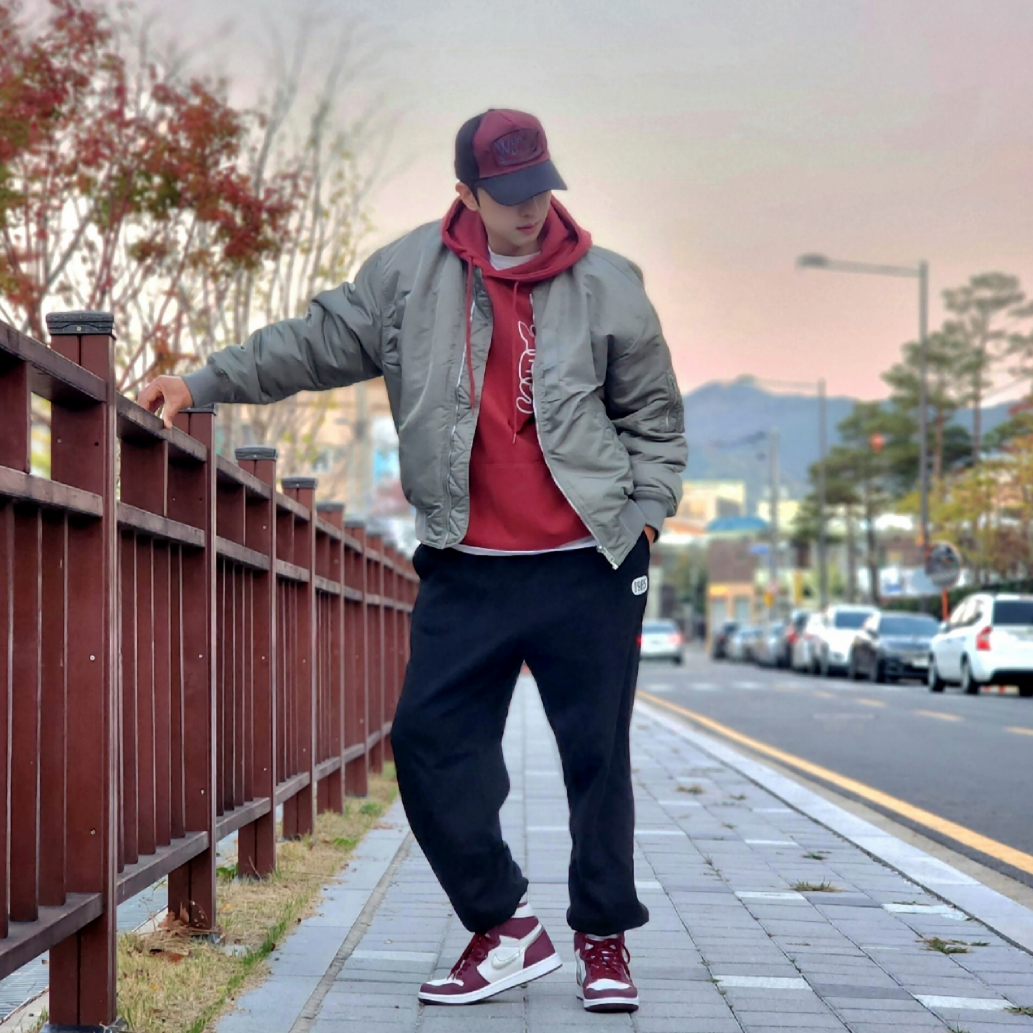 Jordan 1 Retro High OG Bordeaux, (GS) Jordan 1 Retro High OG Bordeaux 착용 스타일 - 1