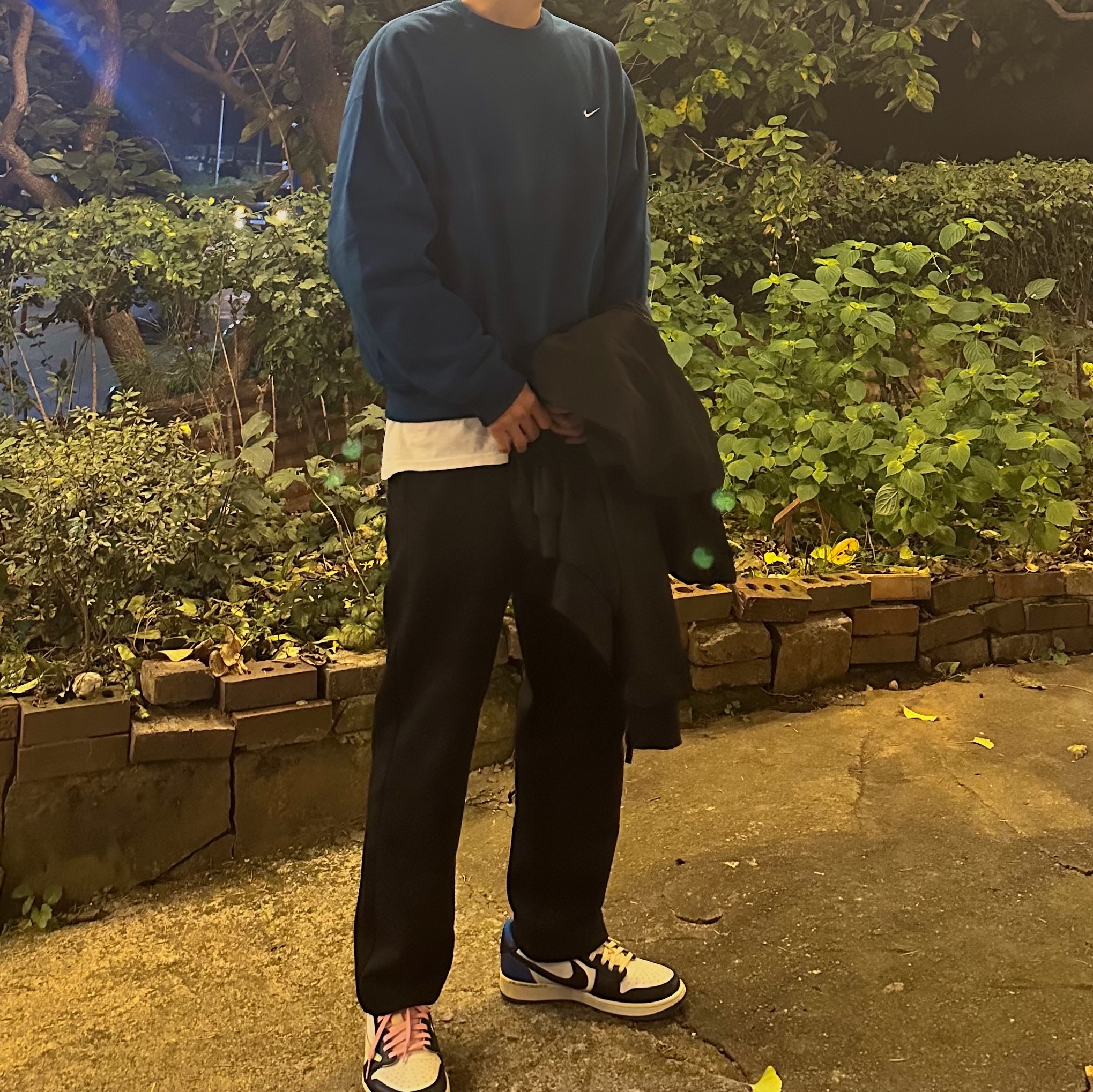 Nike NRG Solo Swoosh Crew Fleece Valerian Blue - Asia 착용 스타일