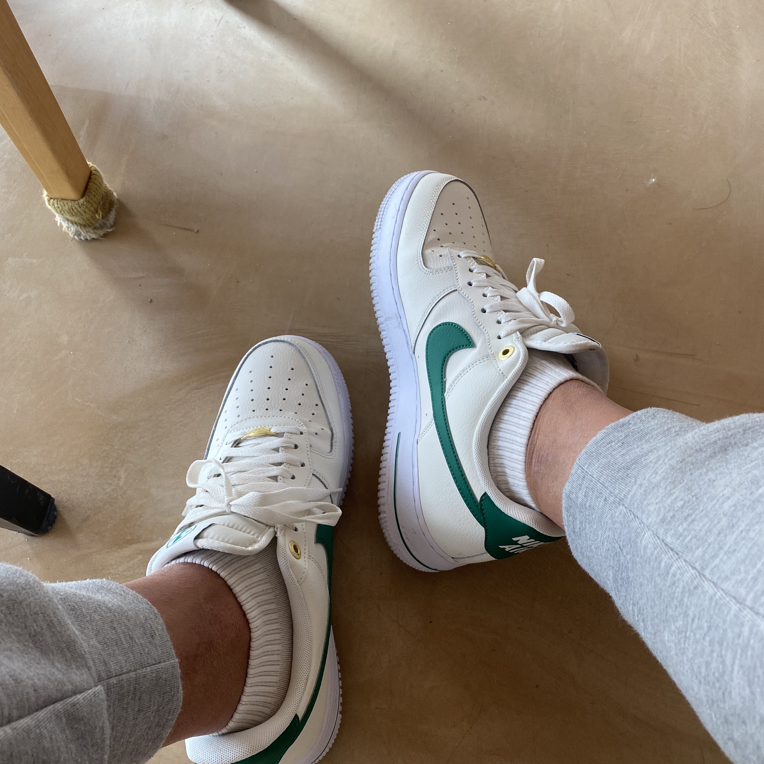 Nike Air Force 1 '07 LV8 40th Anniversary Join Forces Sail Malachite 착용 스타일