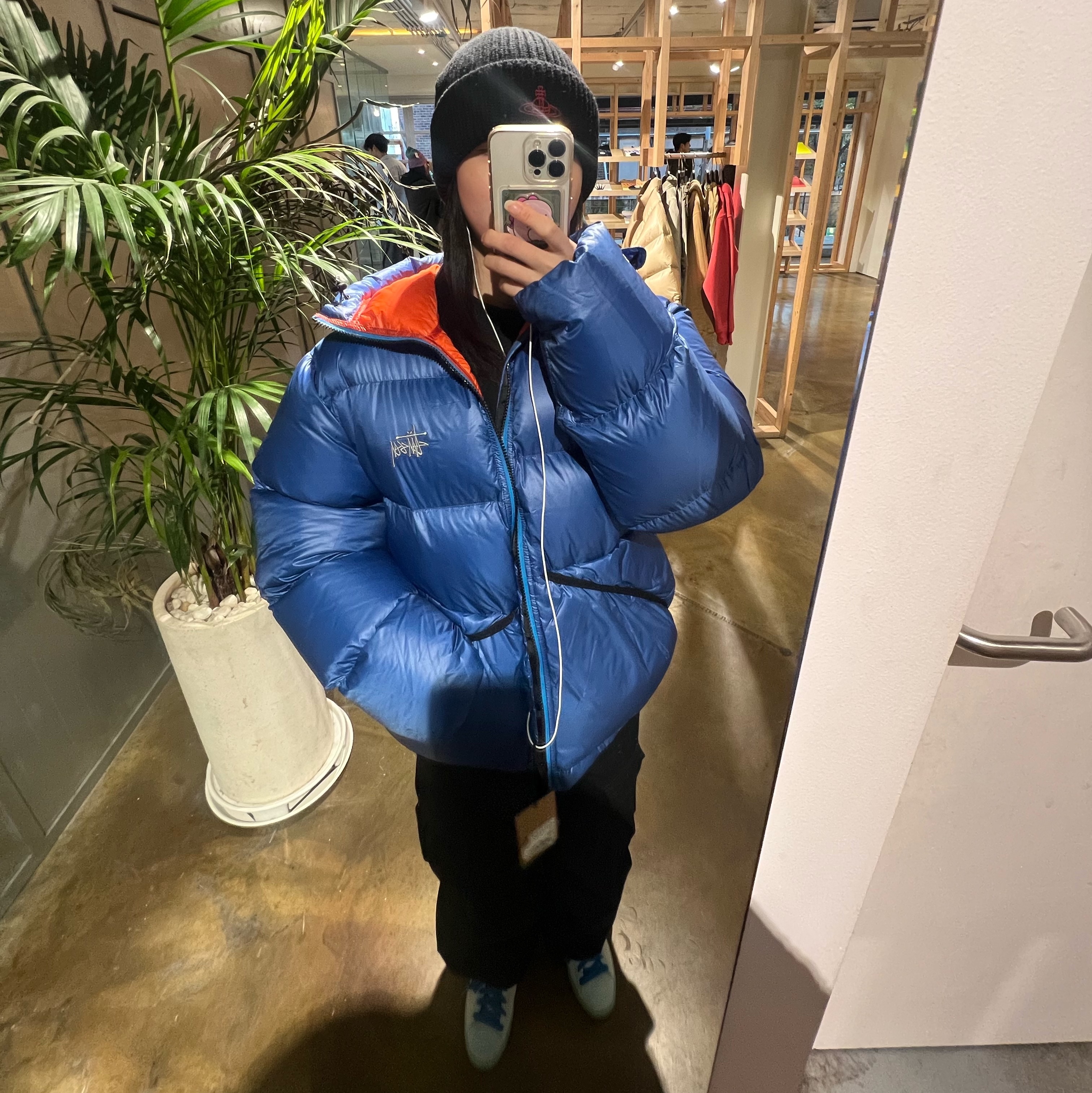 Stussy Down Parka Micro Ripstop Royal Blue 착용 스타일