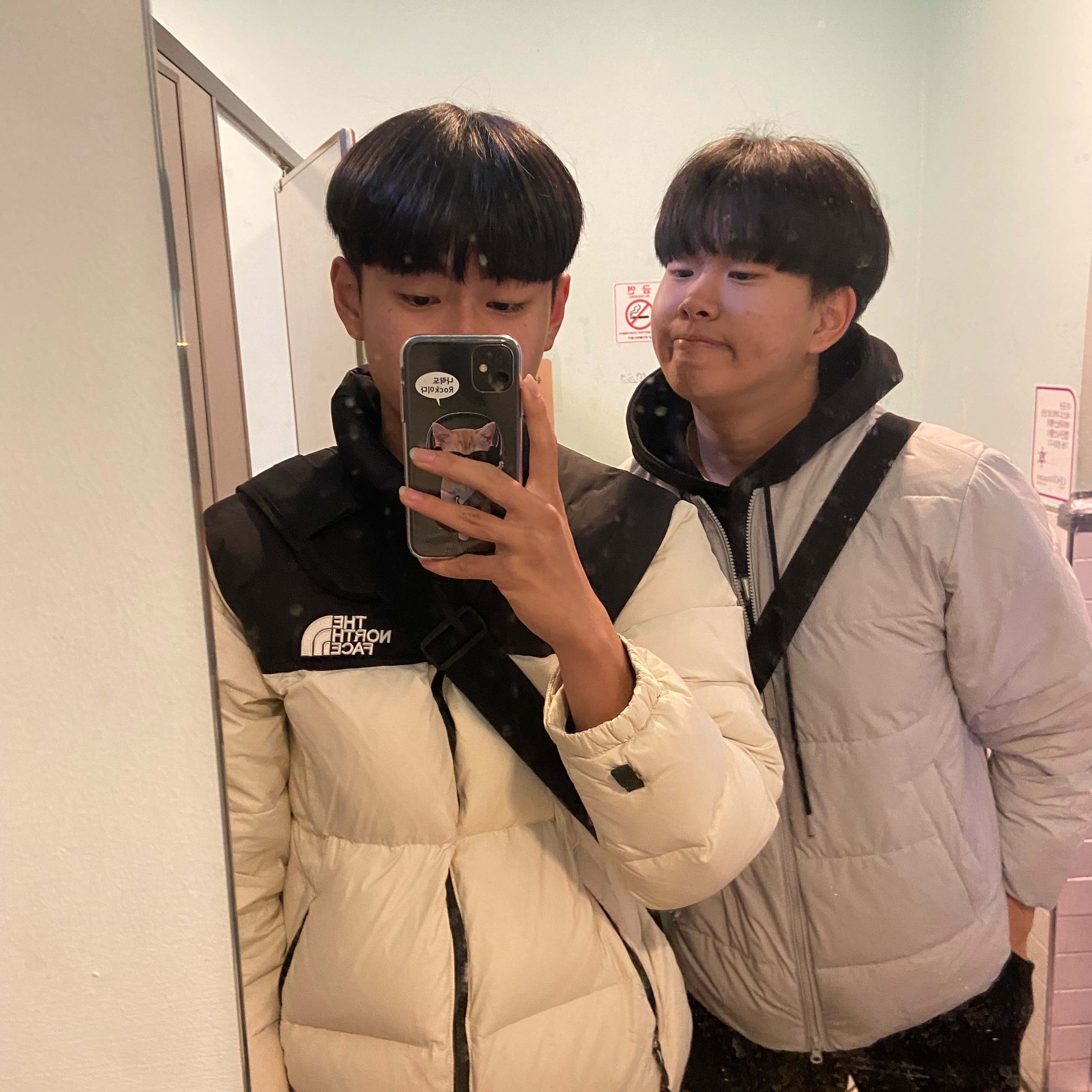 The North Face 1996 Eco Nuptse Jacket White 착용 스타일
