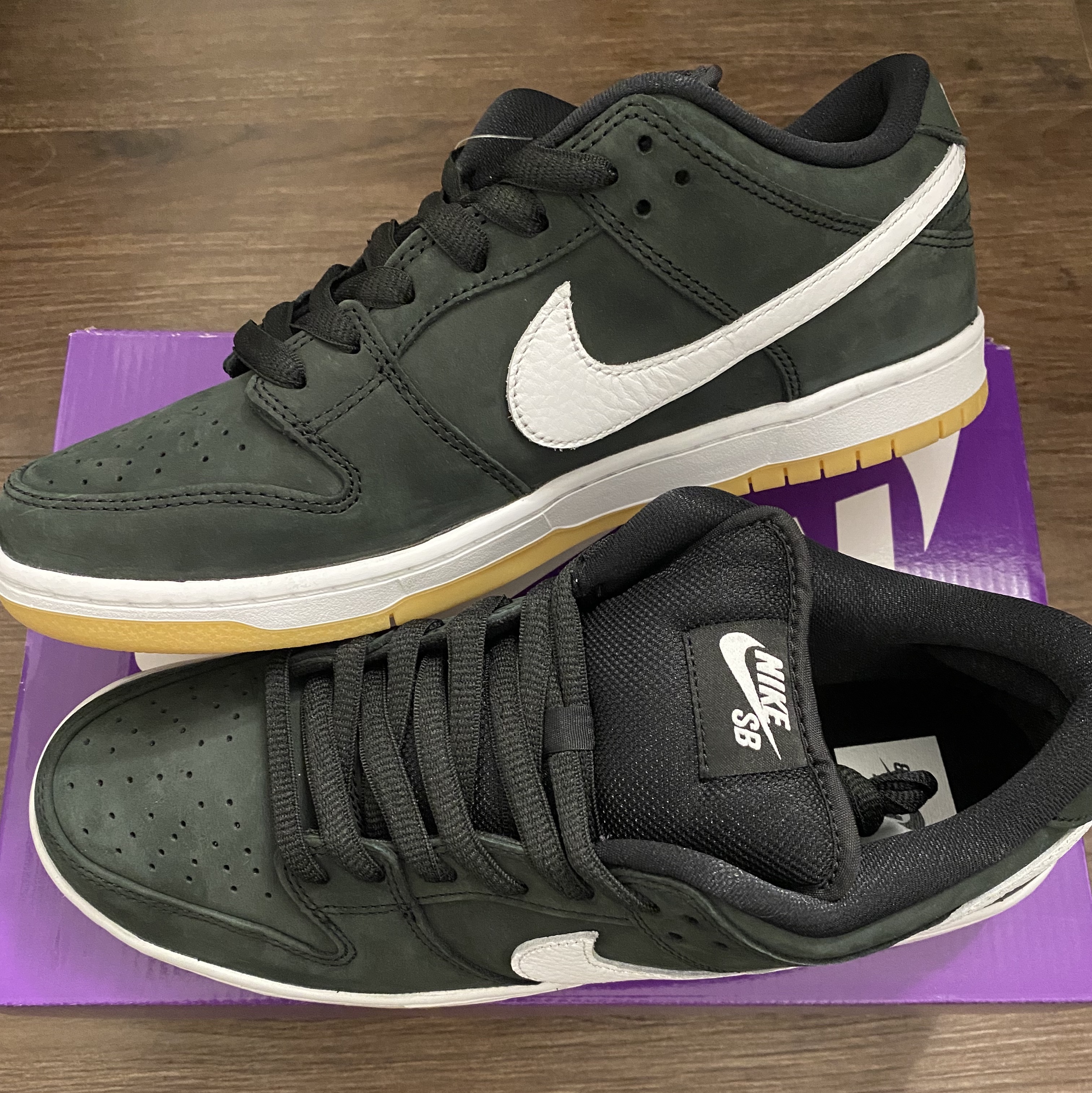 Nike SB Dunk Low Pro Black White 착용 스타일