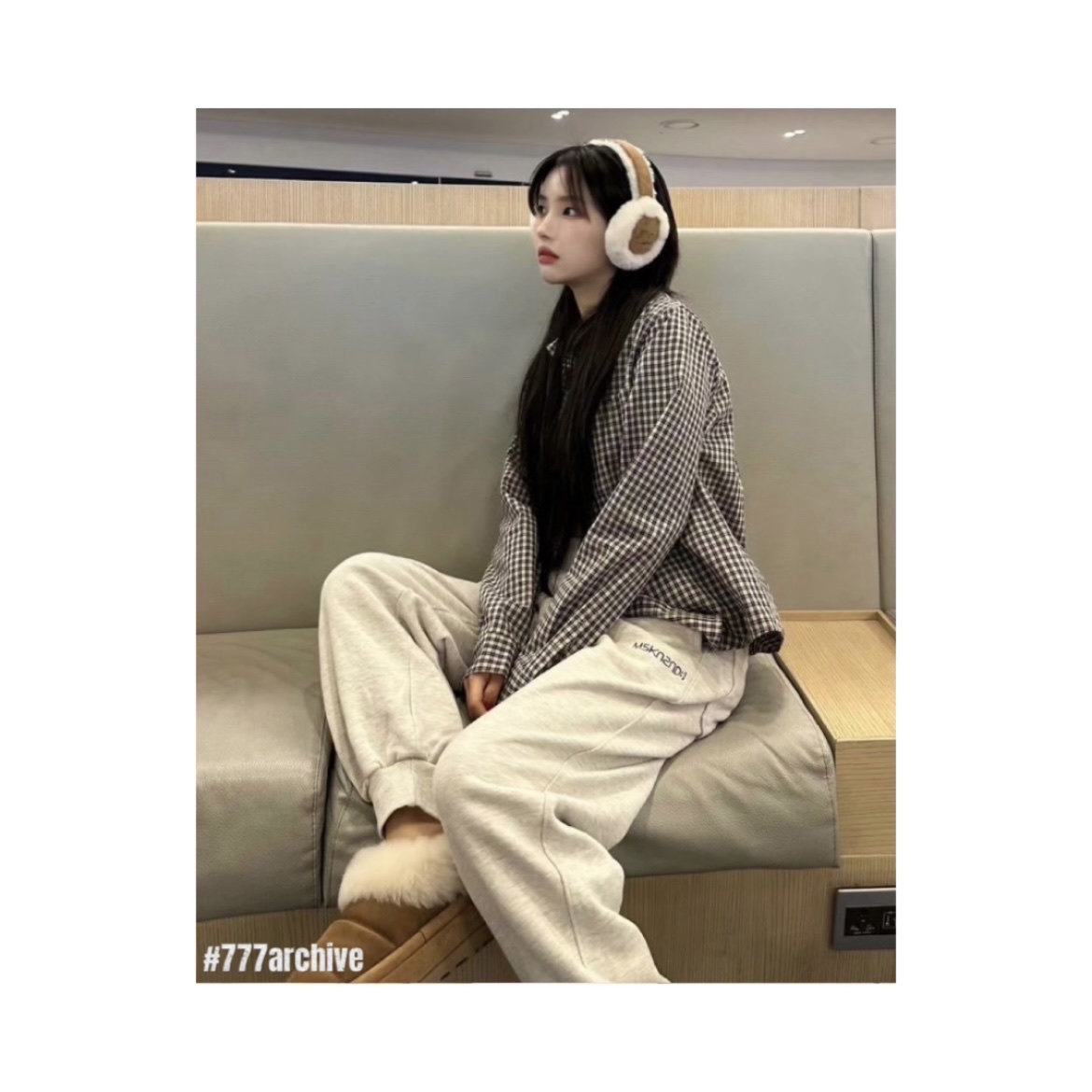 (W) UGG Embroidered Logo Earmuff Chestnut, (W) UGG Tazzlita Chestnut 착용 스타일 - 6