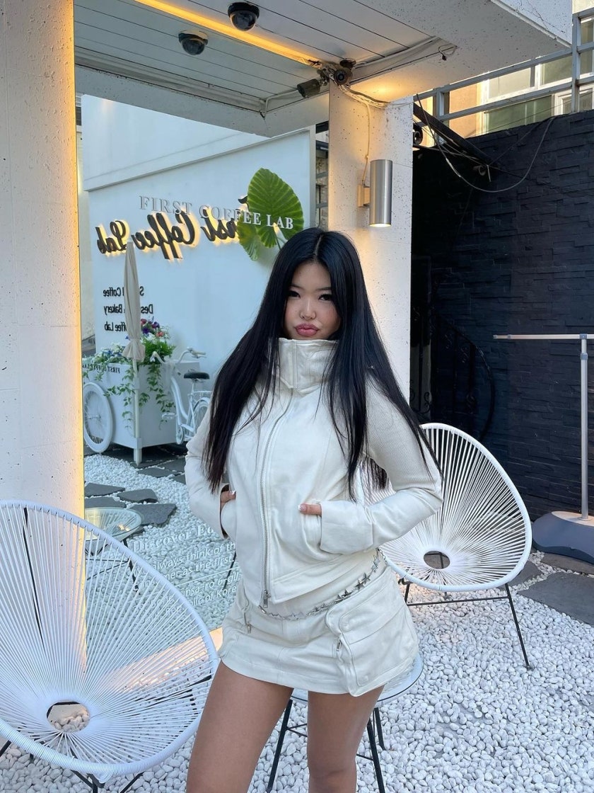 【KASHIKO】Fluffy Cargo Mini Skirt Pants Ivory Kashiko Women Fluffy  STYLE | KREAM