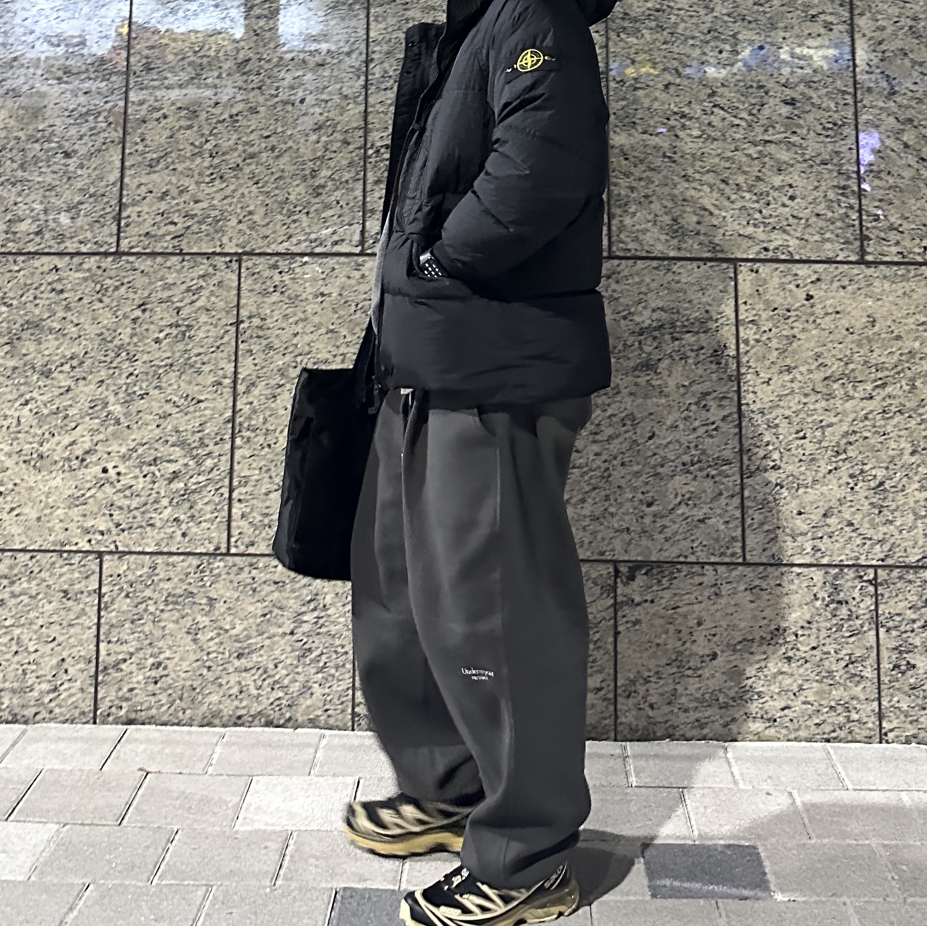 Stone Island 40723 Garment Dyed Crinkle Reps Recycled Nylon Hooded Down Jacket Black - 23FW, Salomon x END. XT-6 Dark Truffle 착용 스타일 - 2