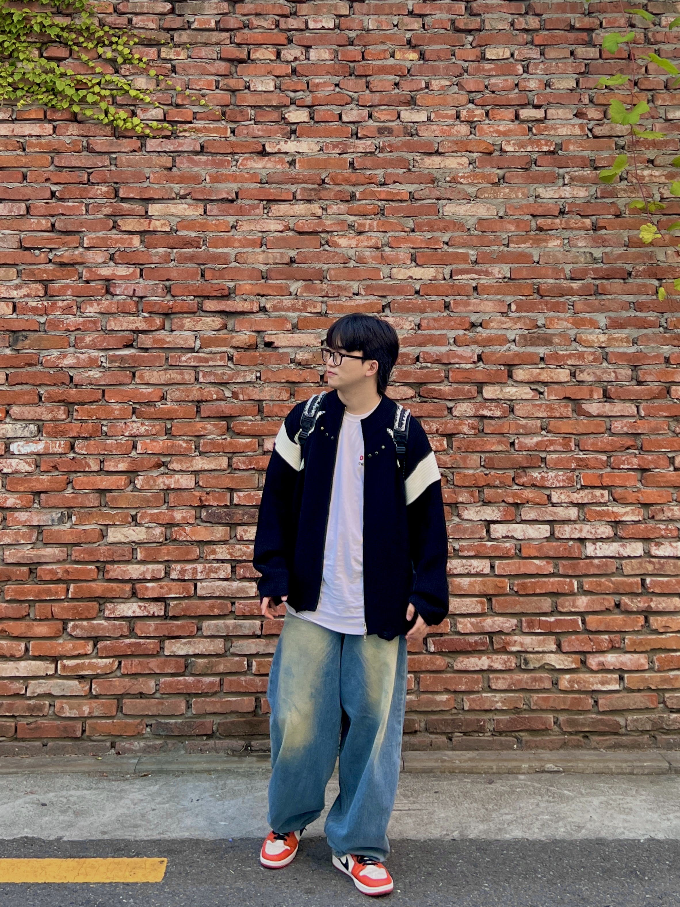 Jordan 1 Low OG Starfish, Thisisneverthat x Casio G-Shock 40th Anniversary T-Shirt White 착용 스타일