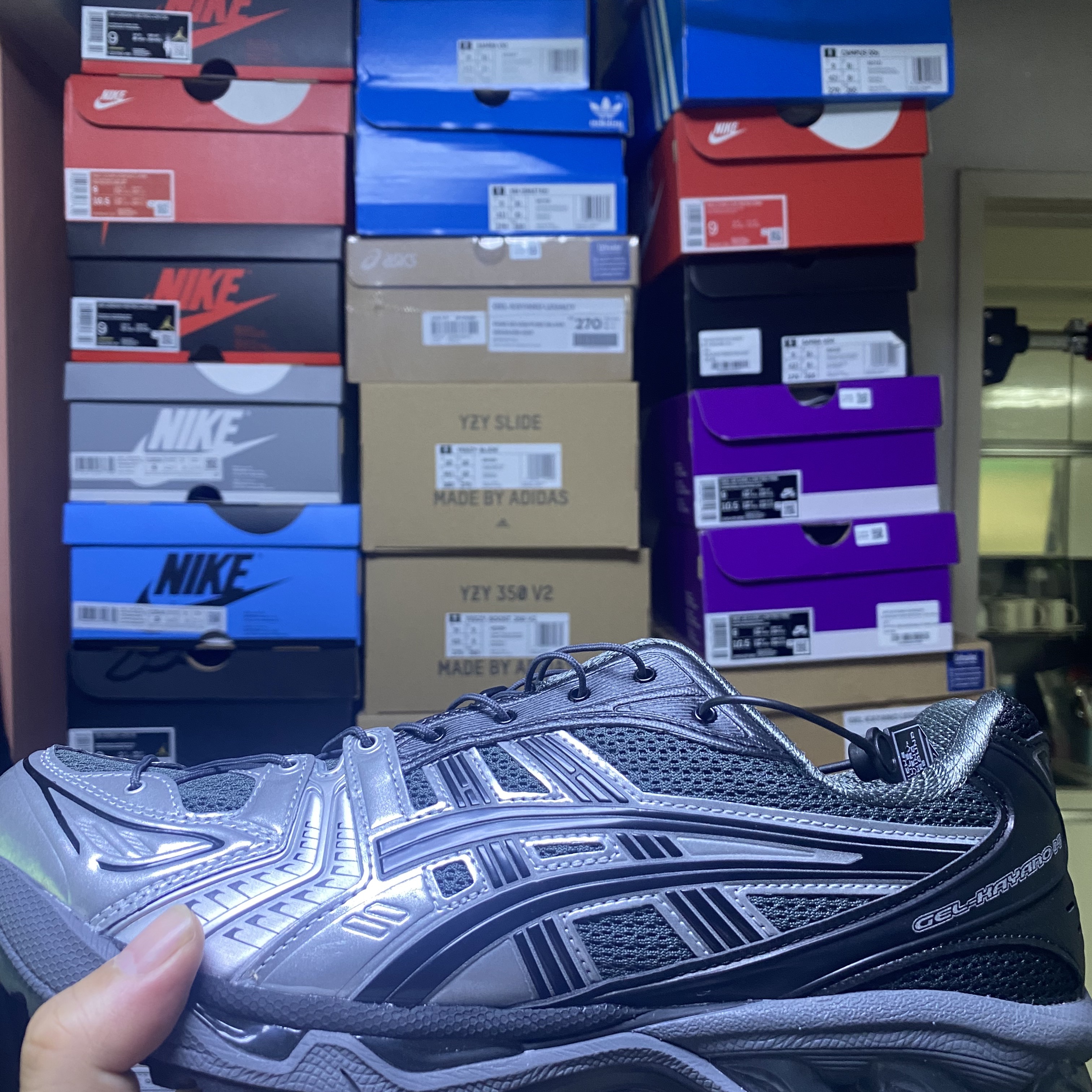 Asics x Unaffected Gel-Kayano 14 Silver Moon 착용 스타일 - 1