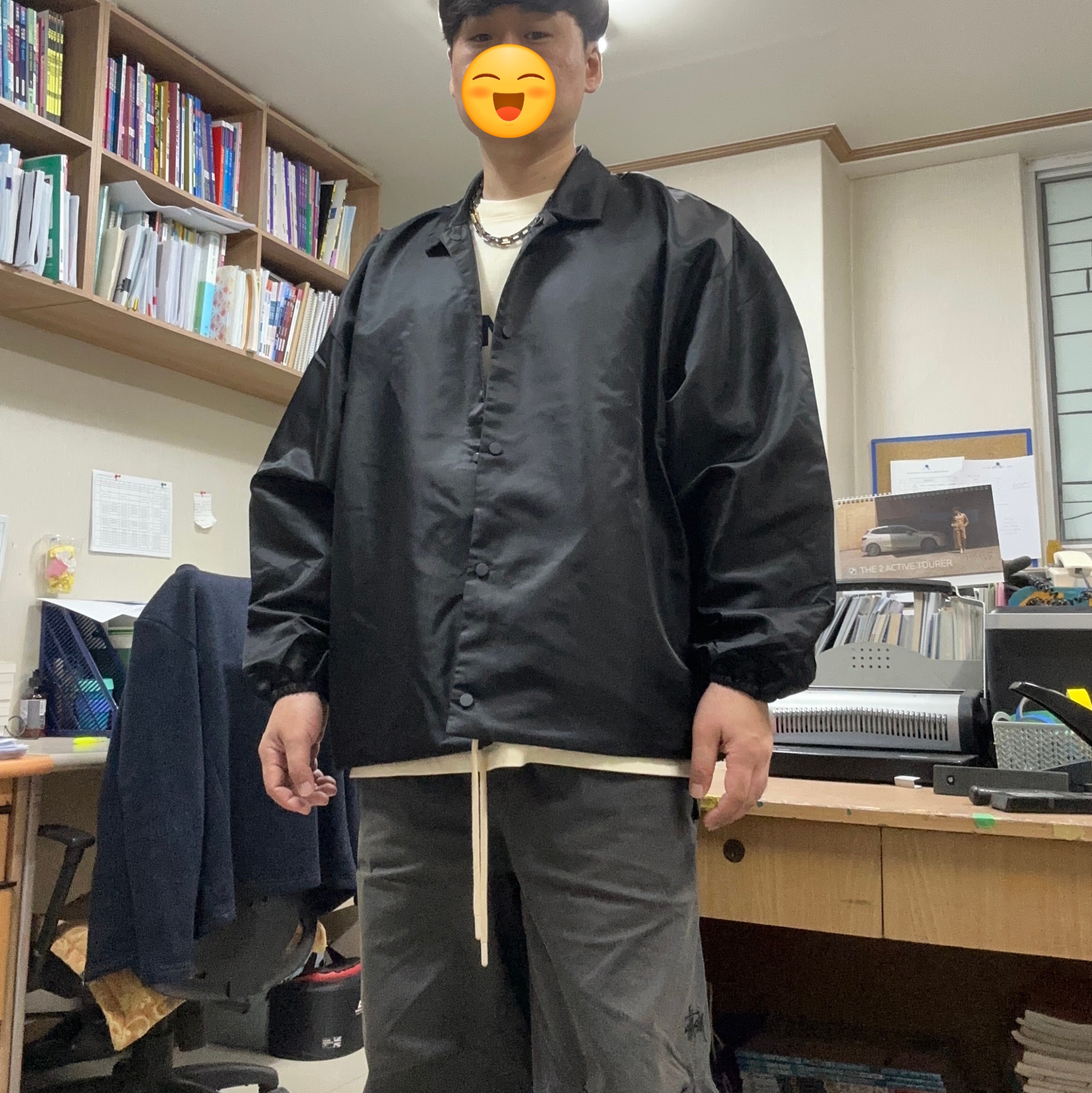 Essentials Coaches Jacket Jet Black - 23FW 착용 스타일 - 1