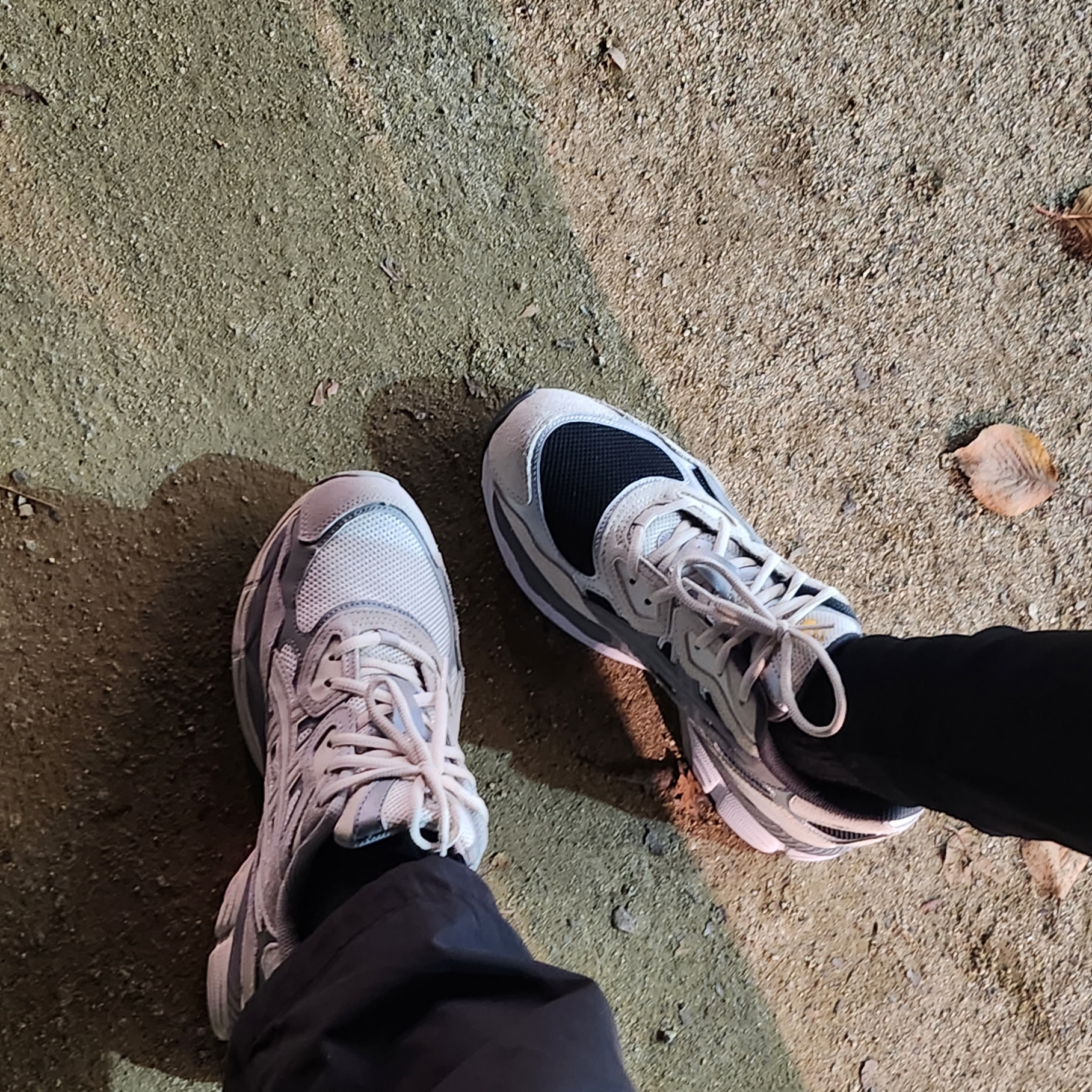 Asics Gel-NYC Black Clay Grey, Asics Gel-NYC Cream Oyster Grey 착용 스타일