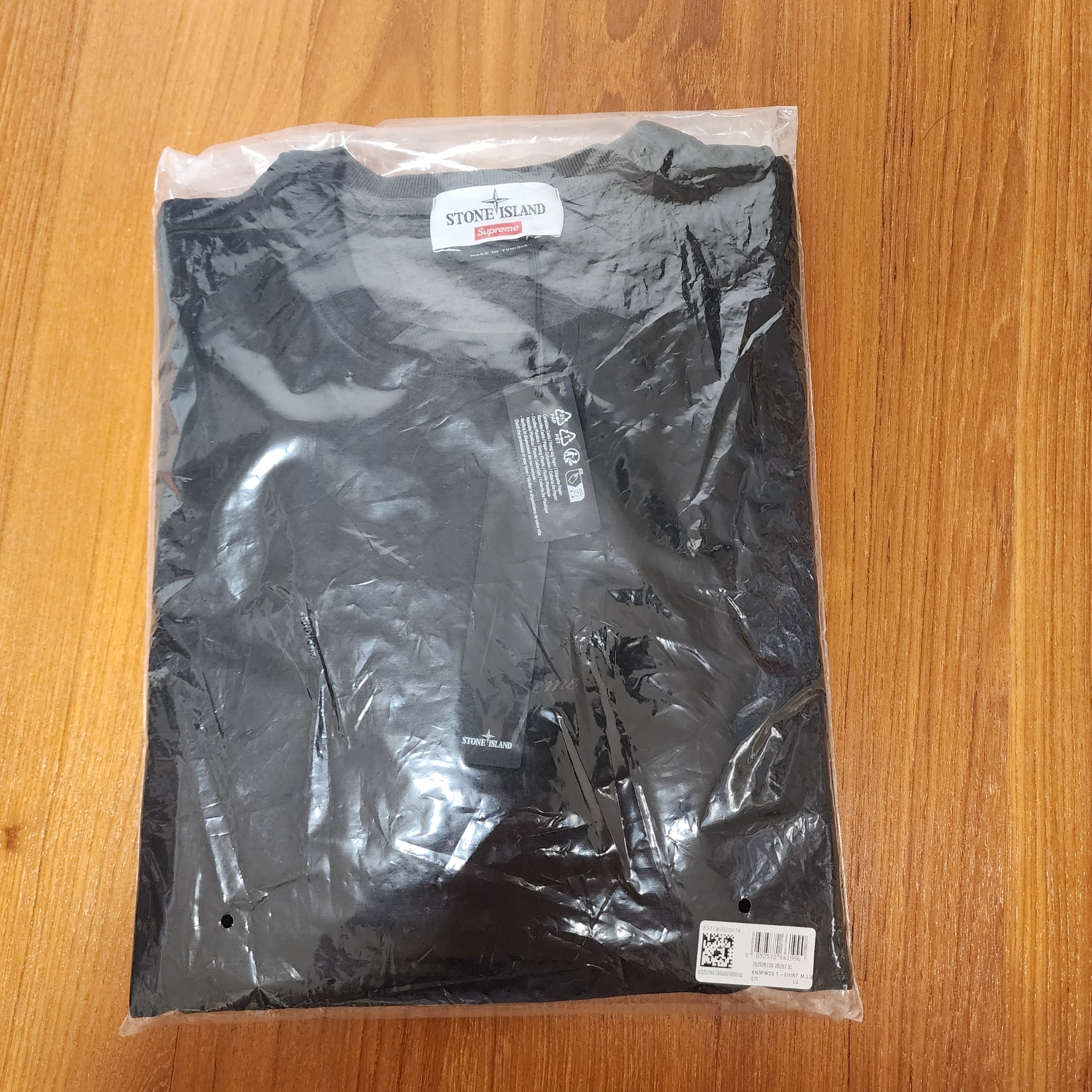 Supreme x Stone Island L/S Top Black - 23FW 착용 스타일 - 5