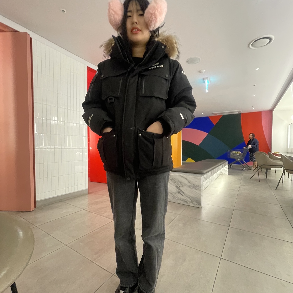 (W) Nike Air Force 1 '07 Low Triple Black 착용 스타일