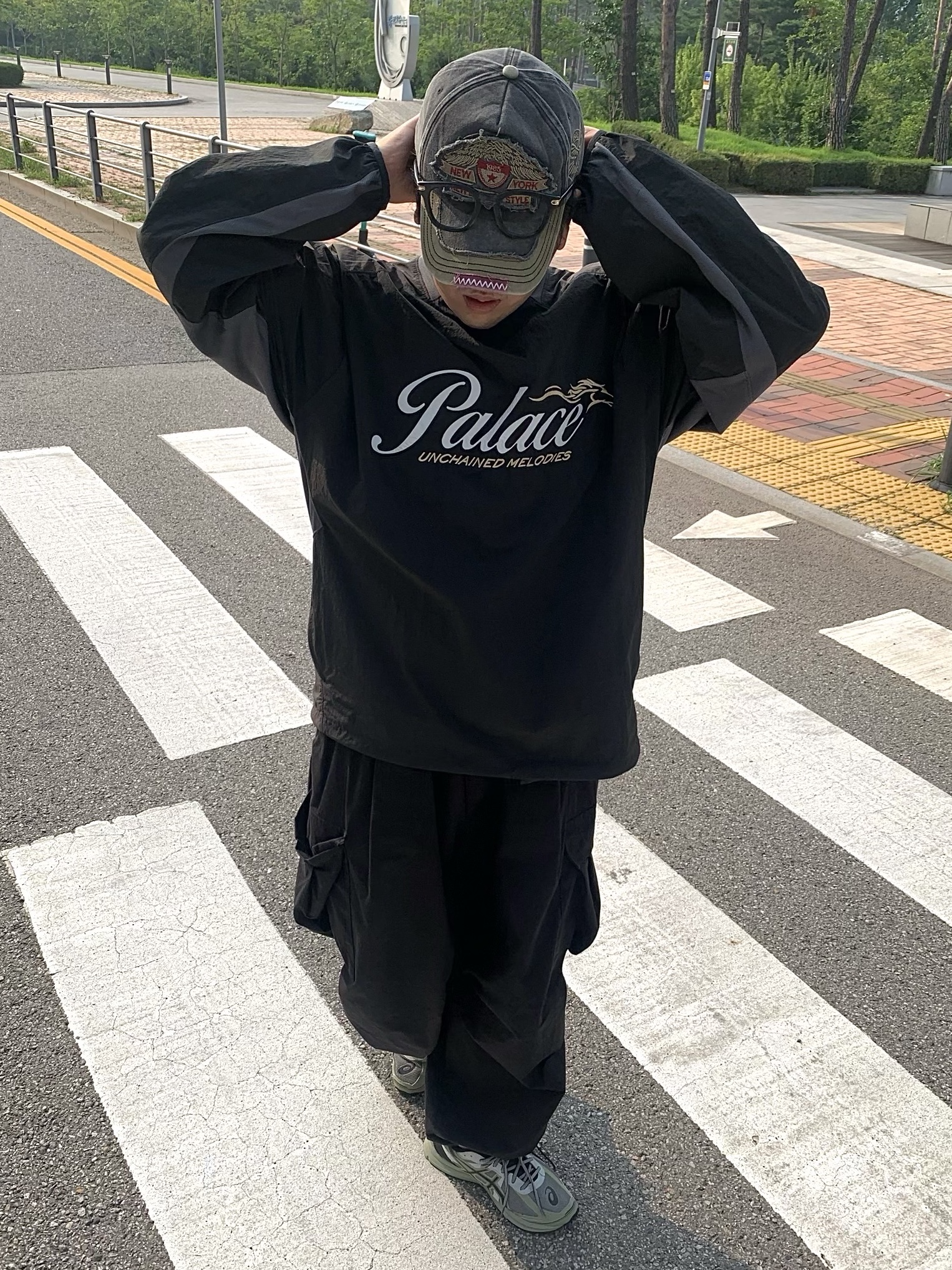 Palace Horsepower Crew Black - 20SS, Asics Jog 100 S Sheet Rock - 2E Wide 착용 스타일 - 7