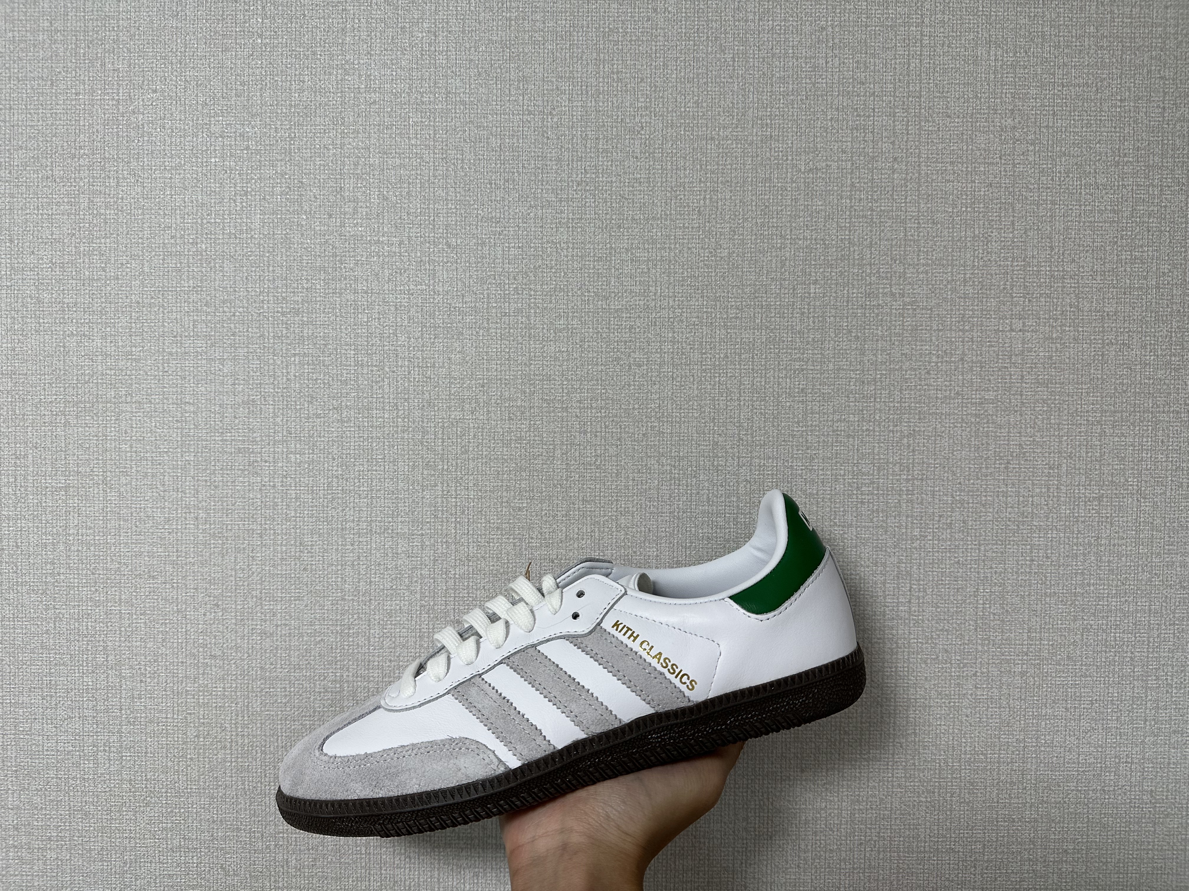 Adidas x Kith Samba OG Classics Program 착용 스타일 - 2