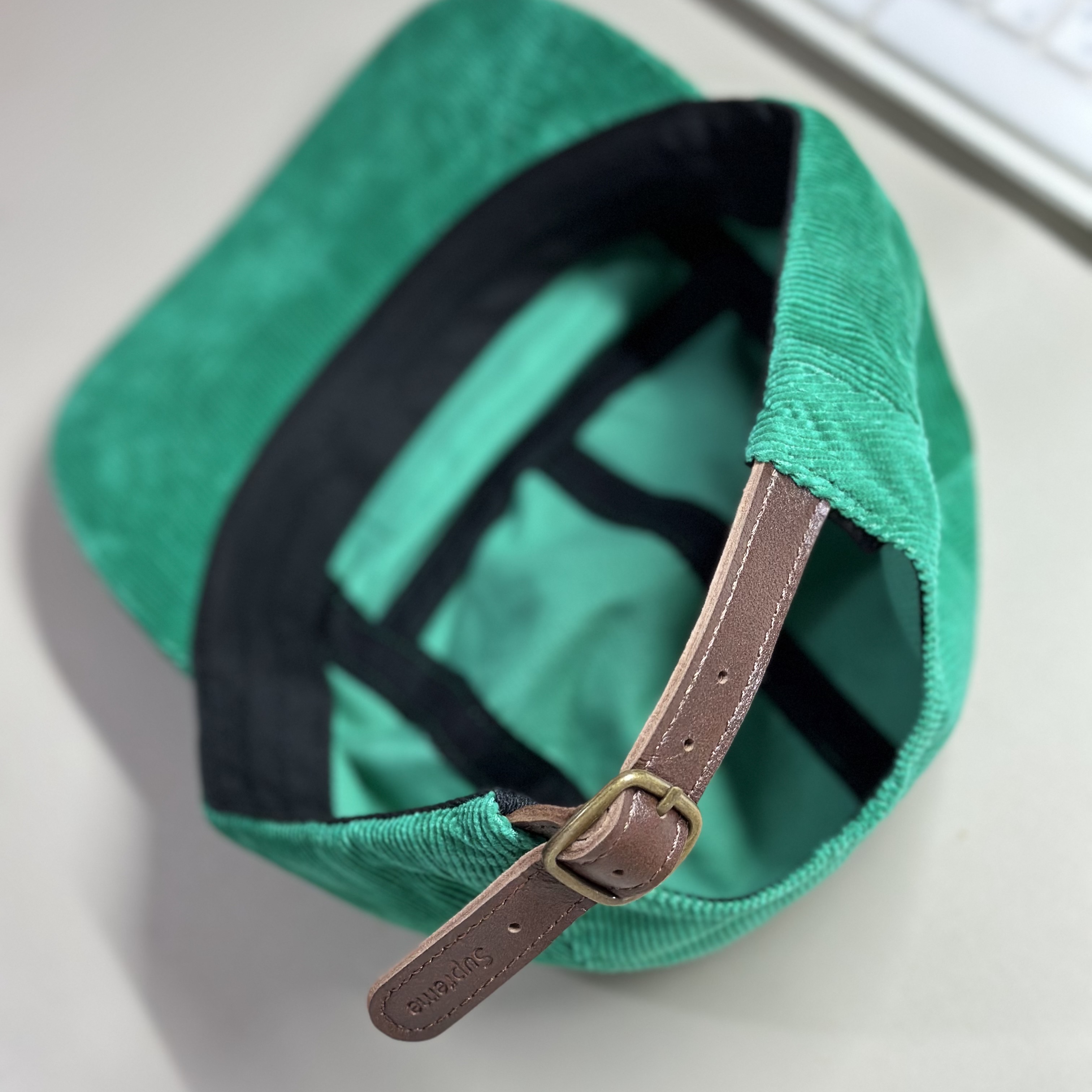 Supreme Corduroy Camp Cap Green - 23FW 착용 스타일 - 3