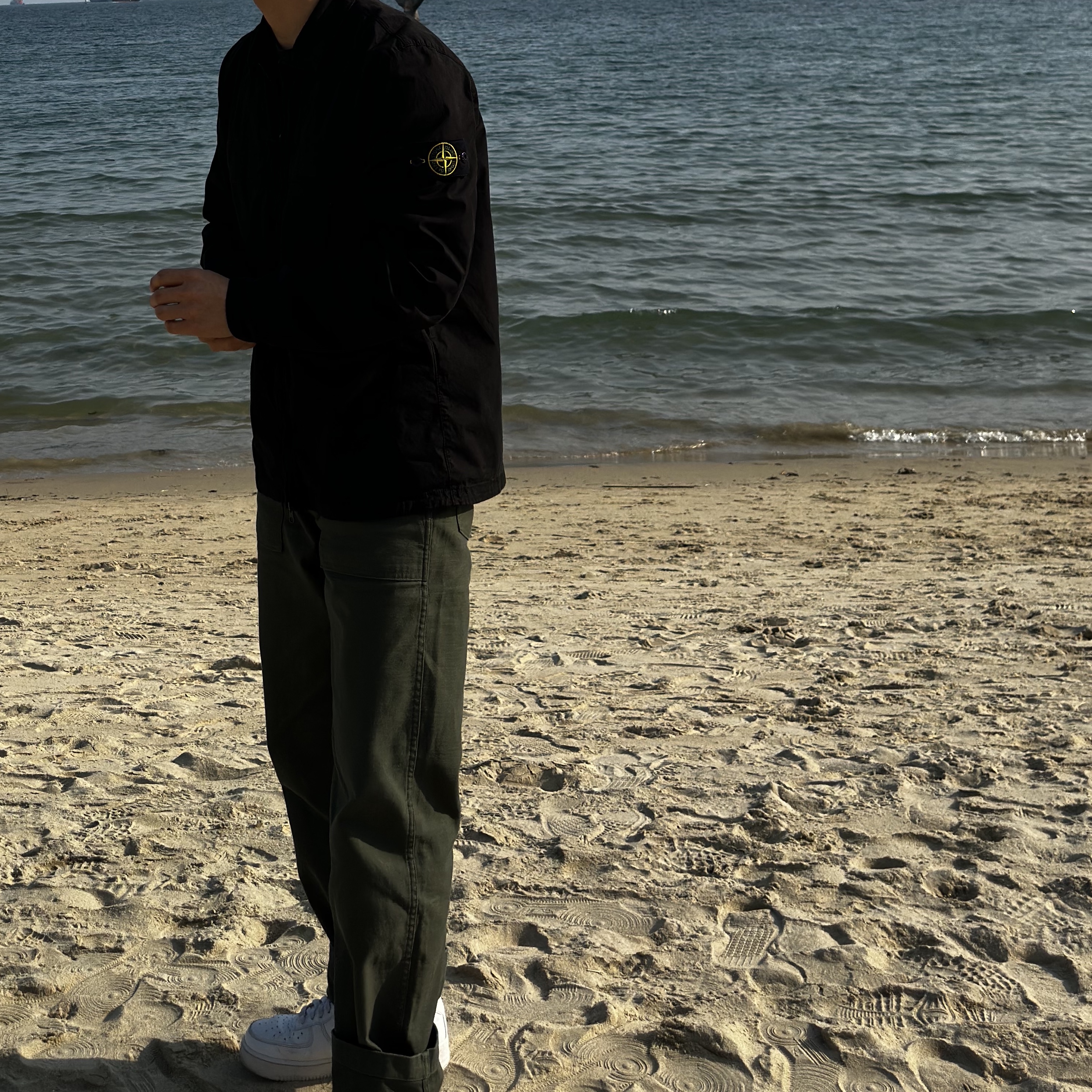 Stone Island 10210 Double Pocket Cotton Overshirt Black - 23SS 착용 스타일