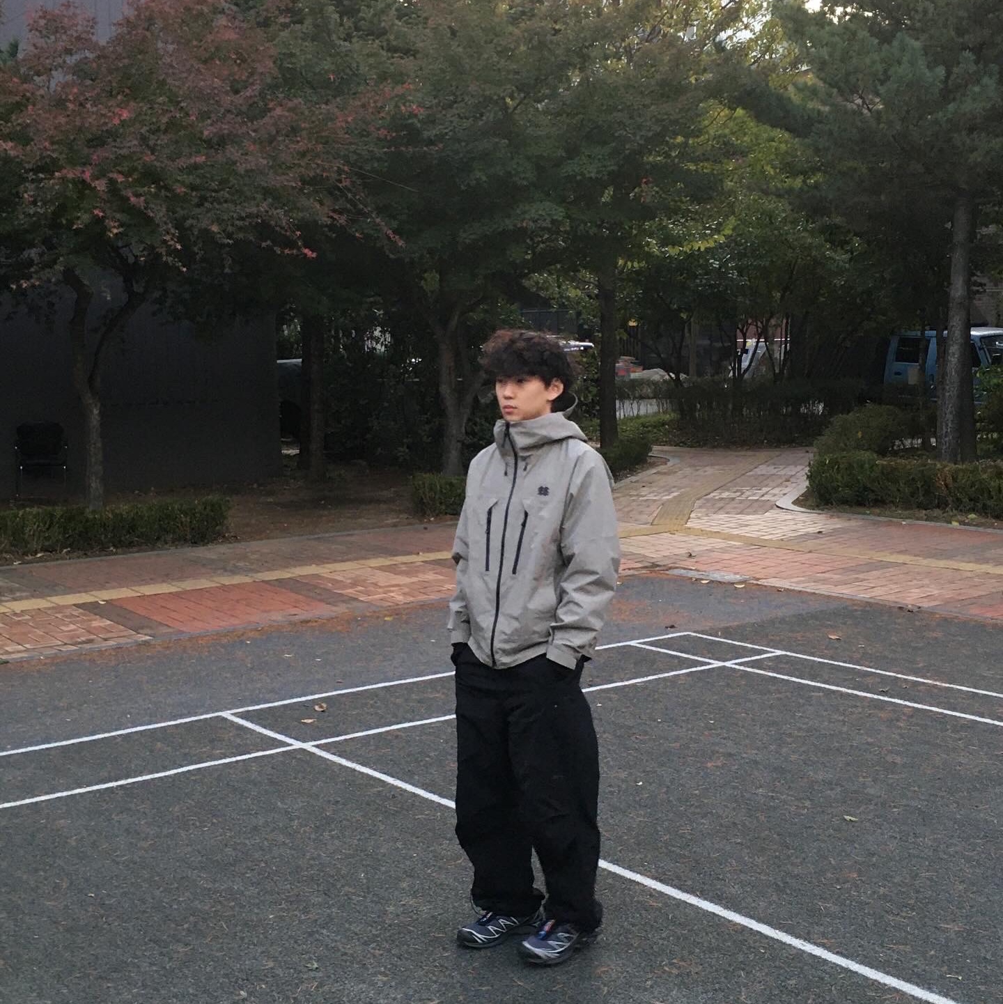 Salomon XT-6 Gore-Tex Black Ebony, Art of Field Future Cargo Pants Black 착용 스타일 - 2