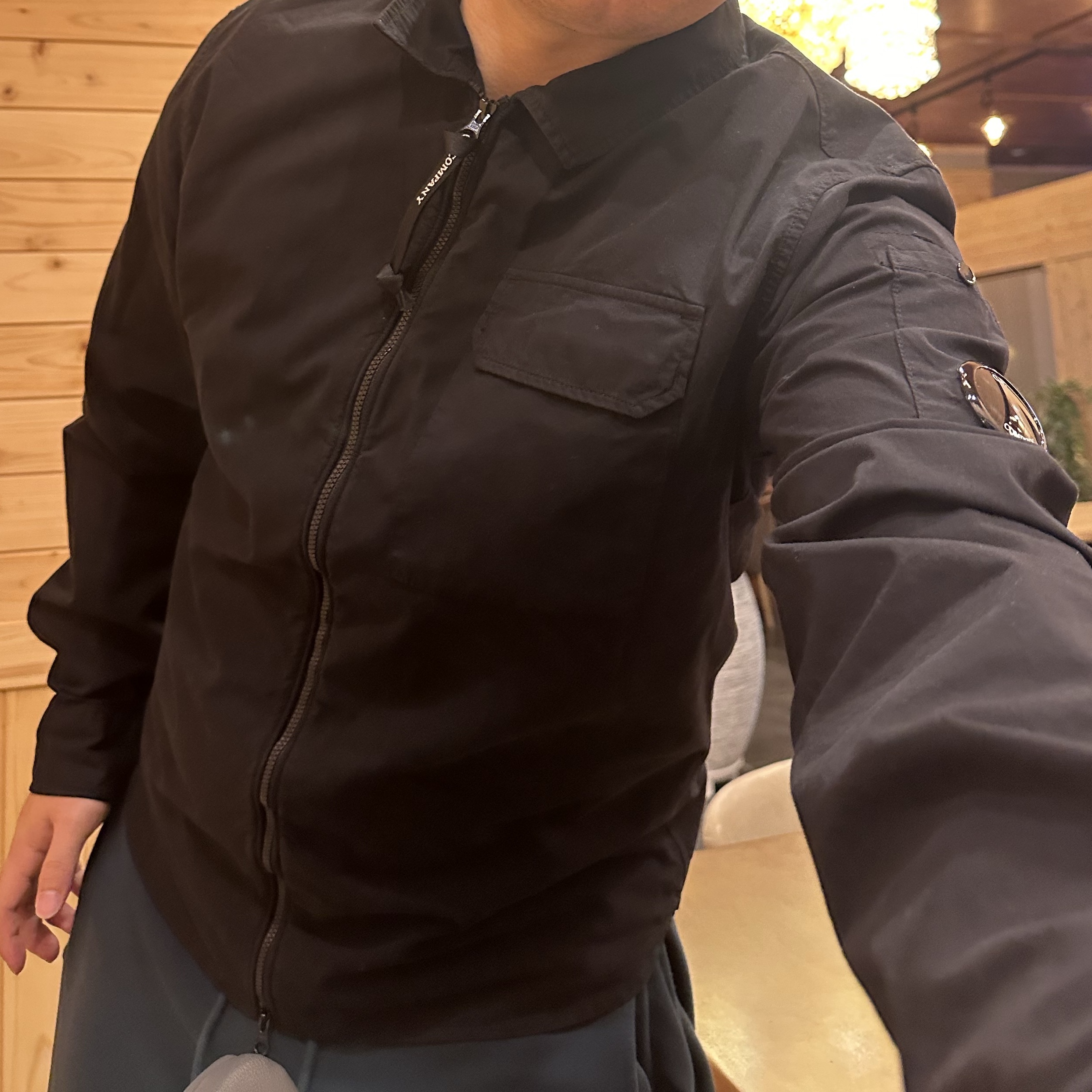 C.P. Company Gabardine Zipped Shirt Black - 23SS 착용 스타일