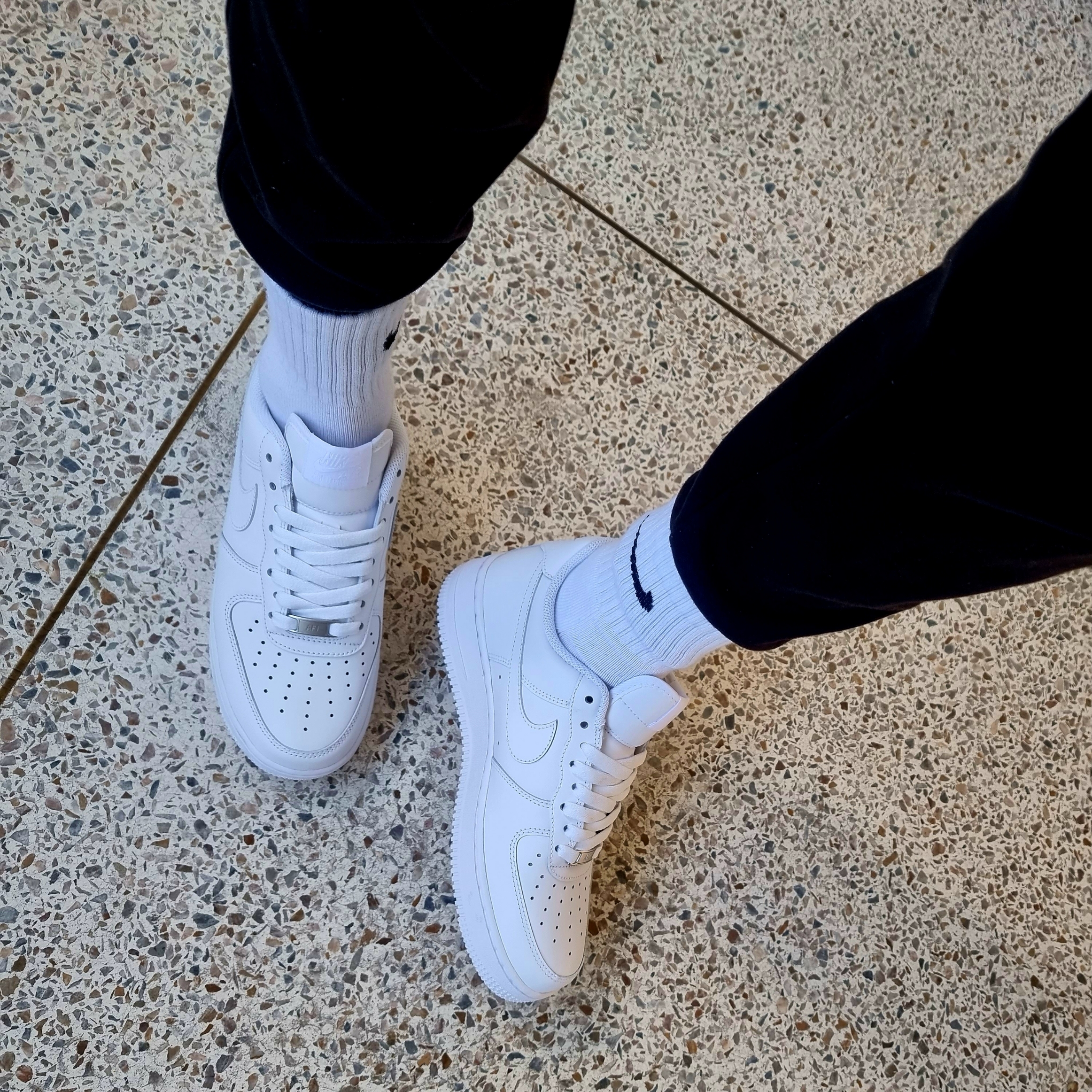 Nike Air Force 1 '07 Low White 착용 스타일