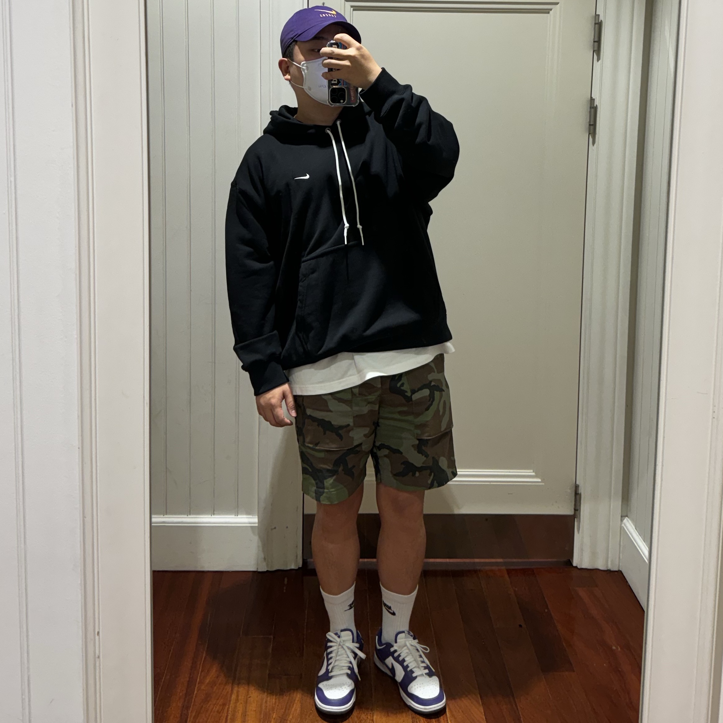 Nike NRG Solo Swoosh Fleece Hoodie Black White - Asia, Nike Dunk Low Retro Championship Court Purple 착용 스타일