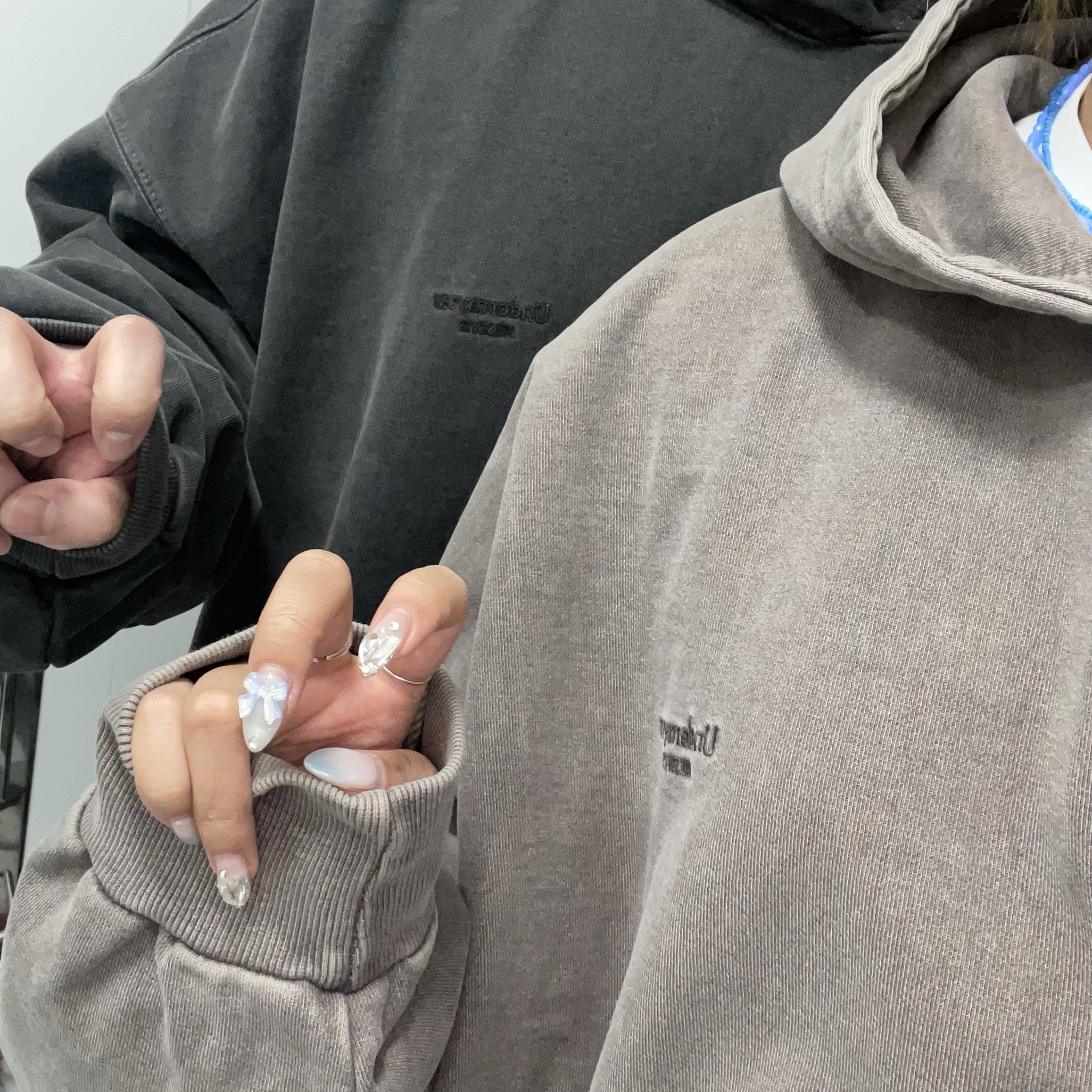 Undermycar Mu.08 Anti Fxxking Logo Play Oversized Pigment Hoodie Beige 착용 스타일