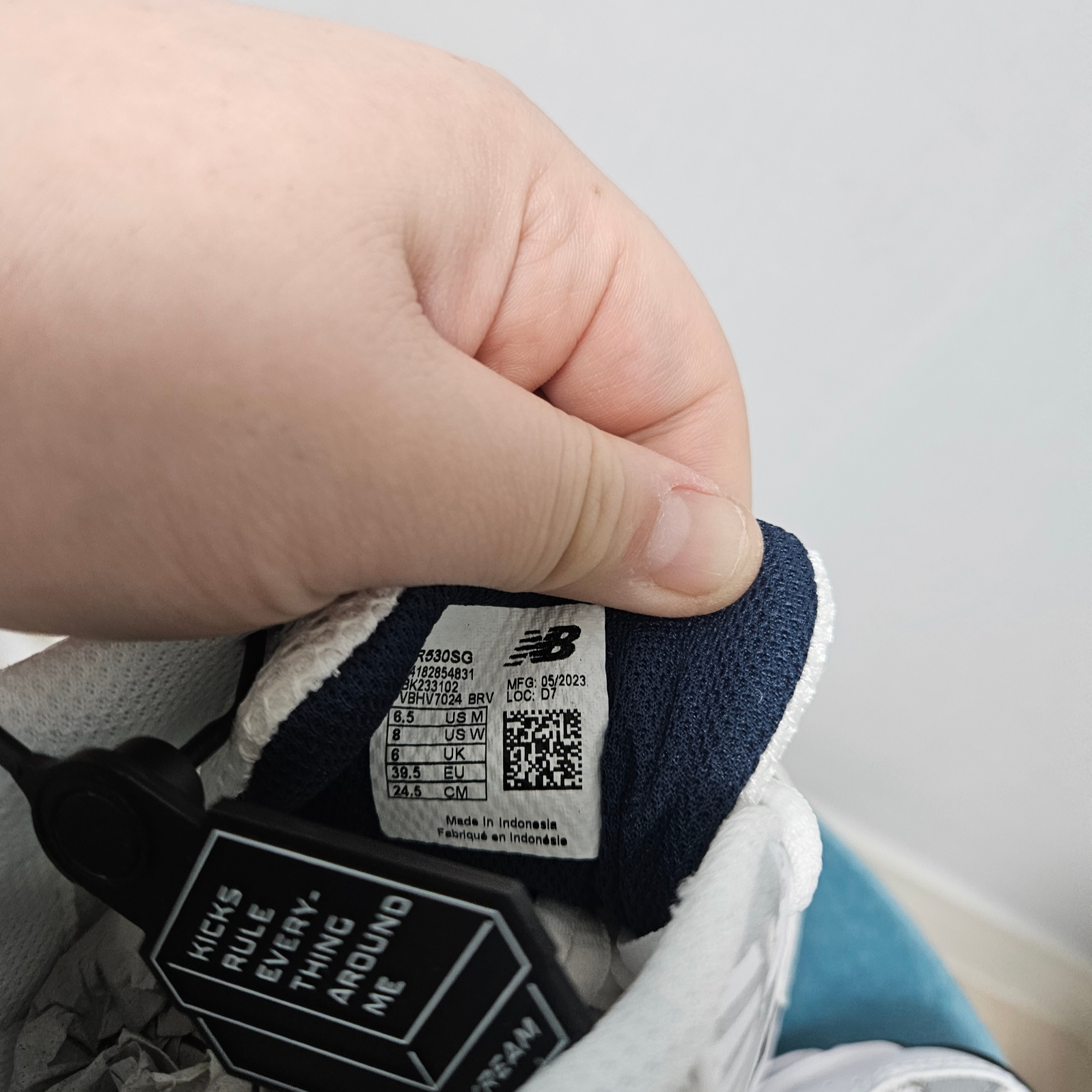 New Balance 530 White 착용 스타일 - 2