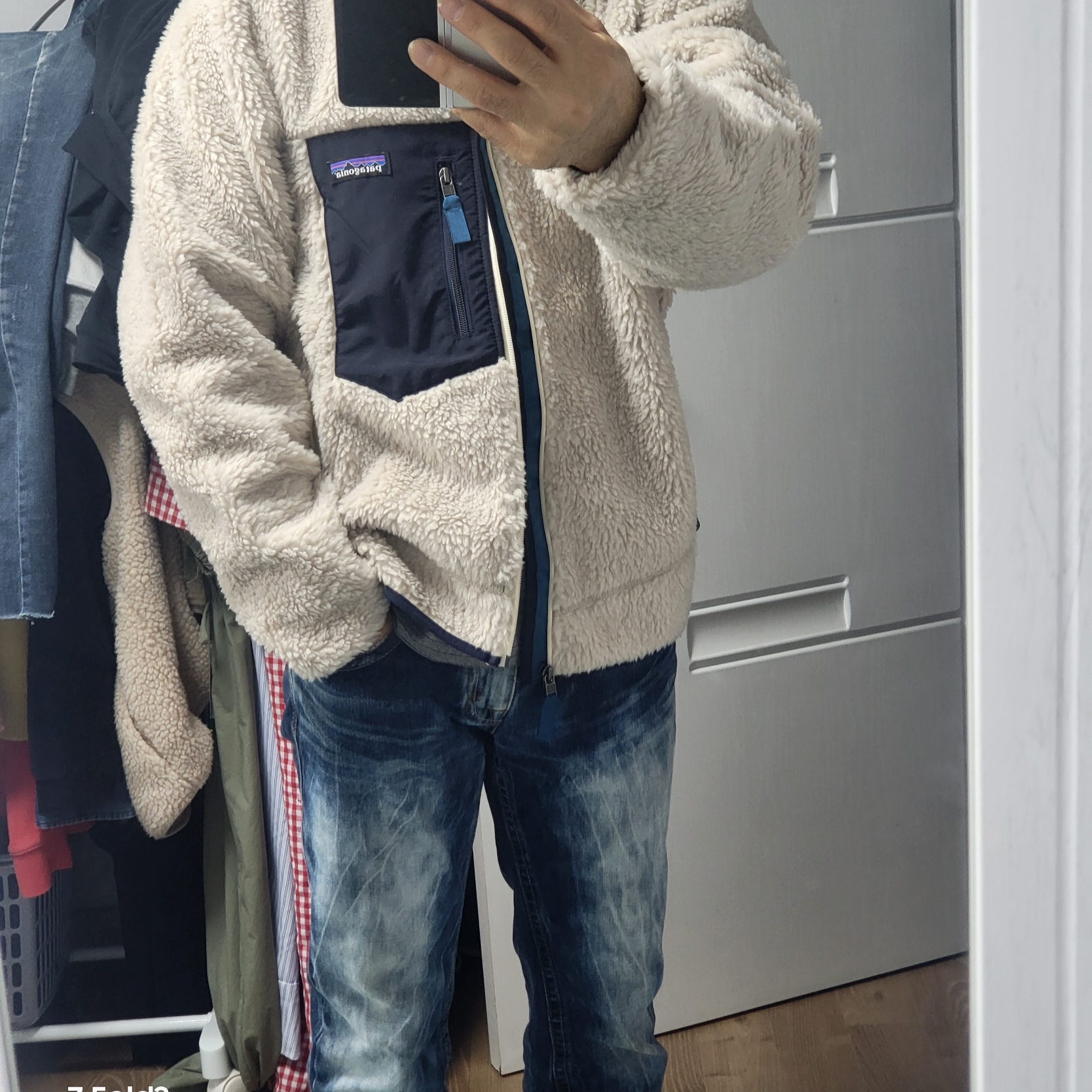 Patagonia Classic Retro-X Jacket Natural 착용 스타일 - 1