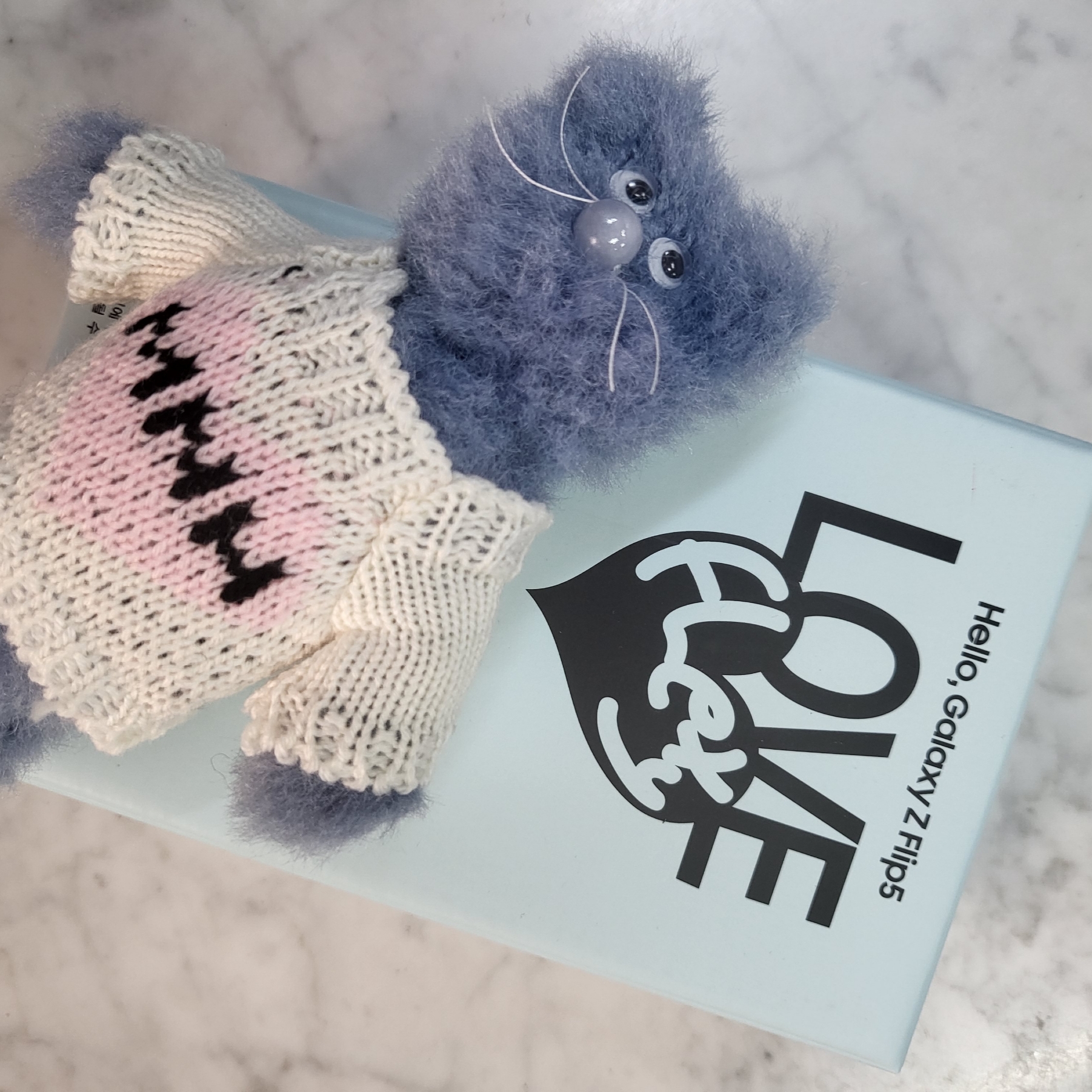 Monamhee Love Flexy Keyring Blue 착용 스타일 - 3