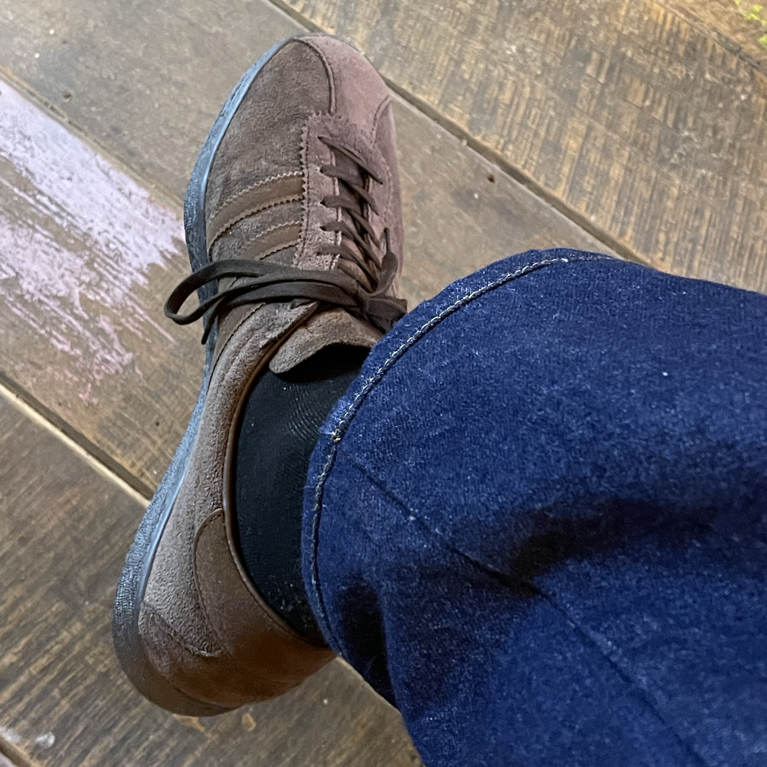 Adidas Tobacco Gruen Dark Brown 착용 스타일 - 3