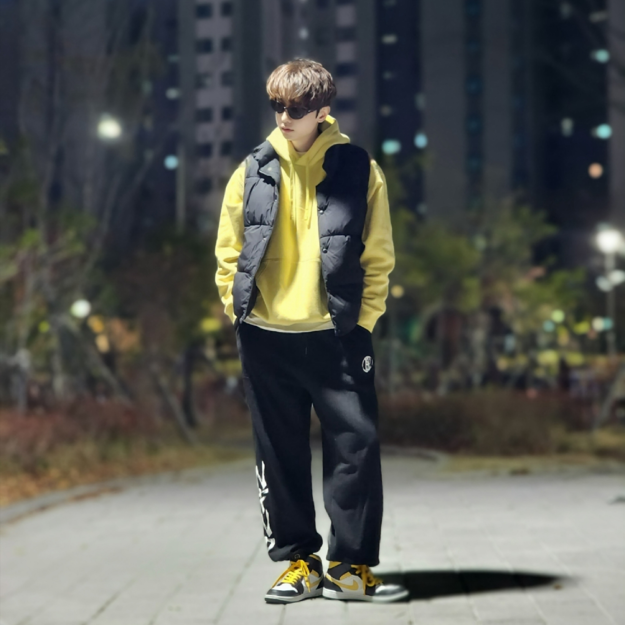 Jordan 1 Mid Pollen, (GS) Jordan 1 Mid Pollen 착용 스타일 - 1