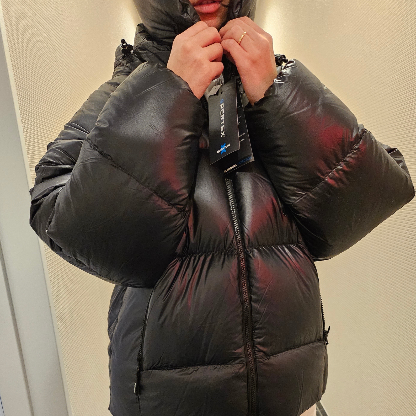 Supreme Featherweight Down Puffer Jacket Black - 23FW, Supreme Featherweight Down Trooper Black - 23FW 착용 스타일 - 3