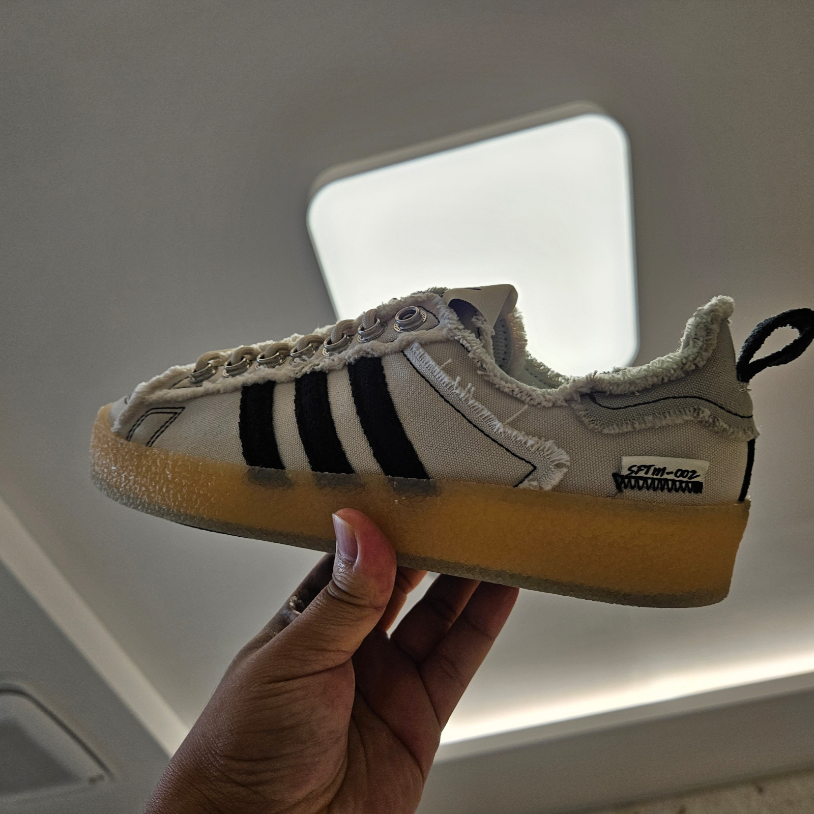 Adidas x Song for the Mute Campus 80s Bliss Core Black 착용 스타일