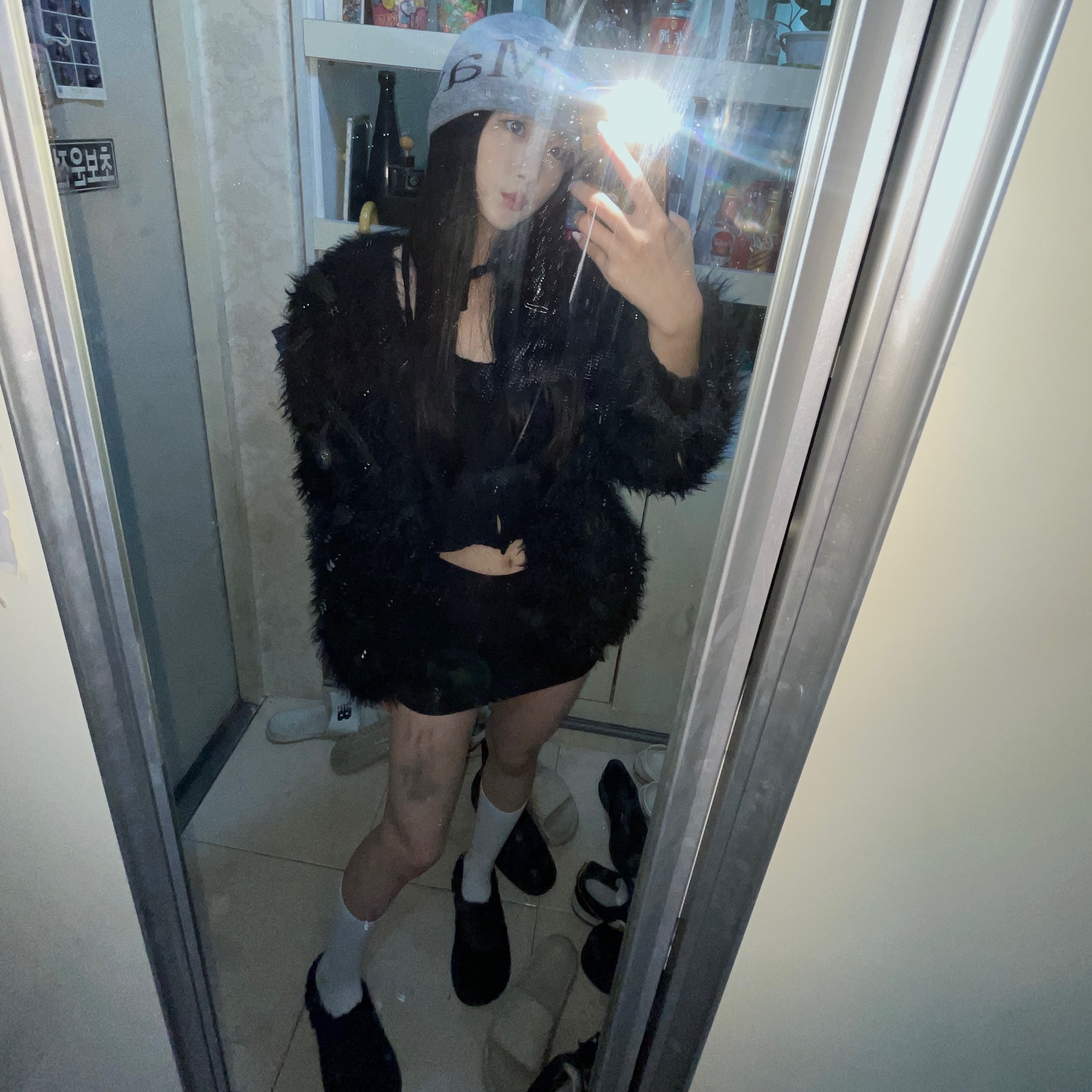 Matin Kim Logo Jacquard Short Beanie Grey, (W) Matin Kim Over Knee Socks White 착용 스타일 - 3