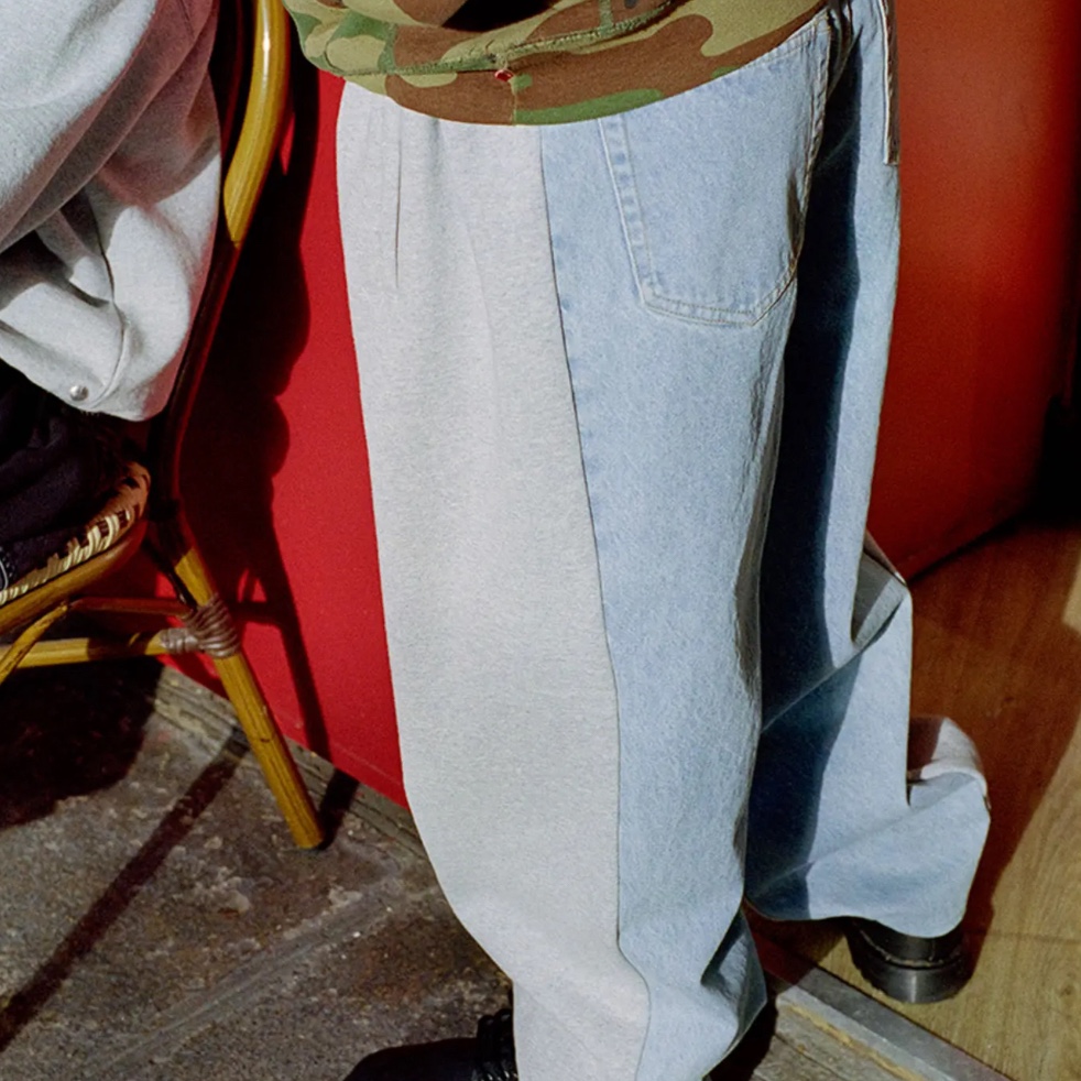 Supreme x Bless Sweatpant Jean Heather Grey - 23FW 착용 스타일 - 2