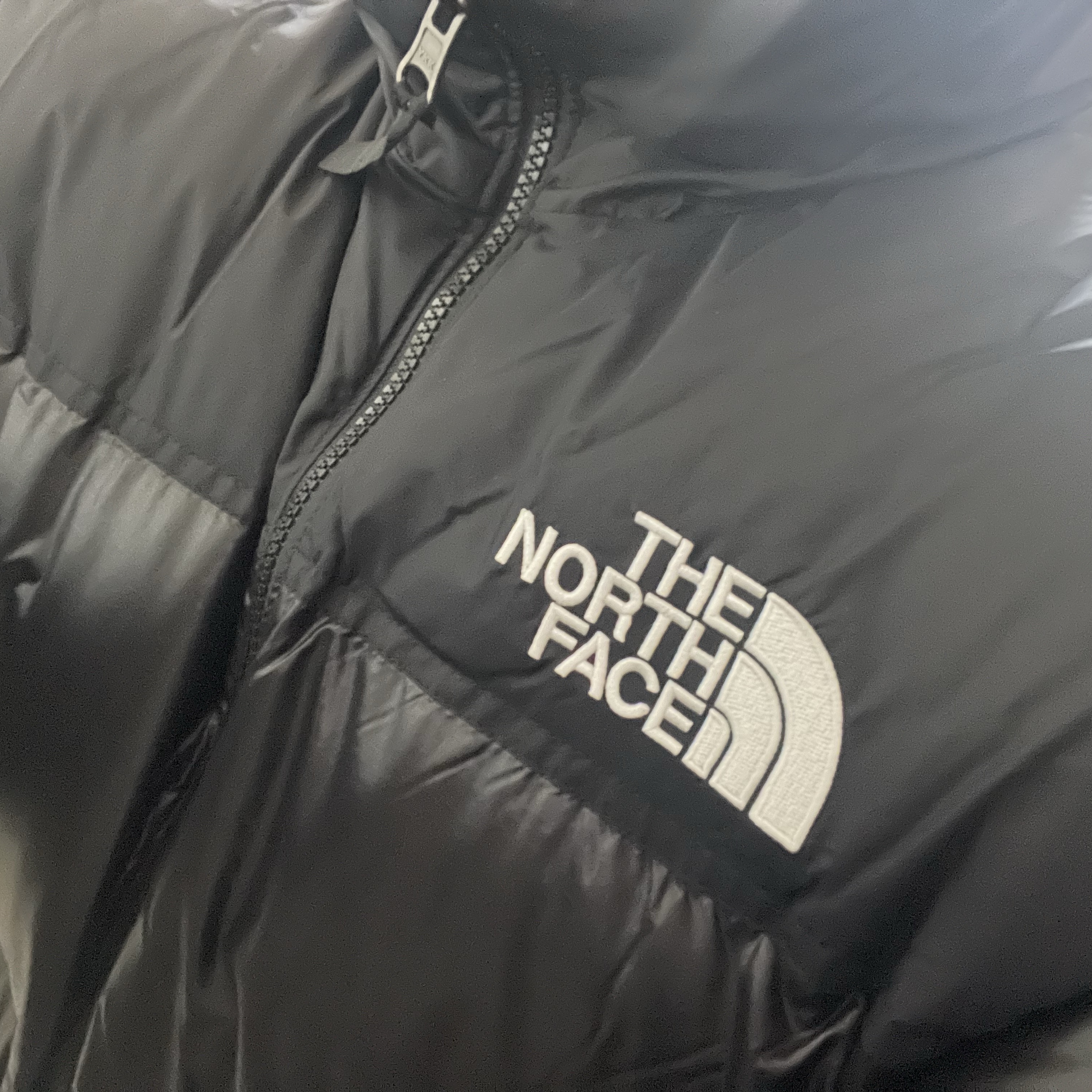 The North Face 1996 Eco Nuptse Jacket Real Black 착용 스타일