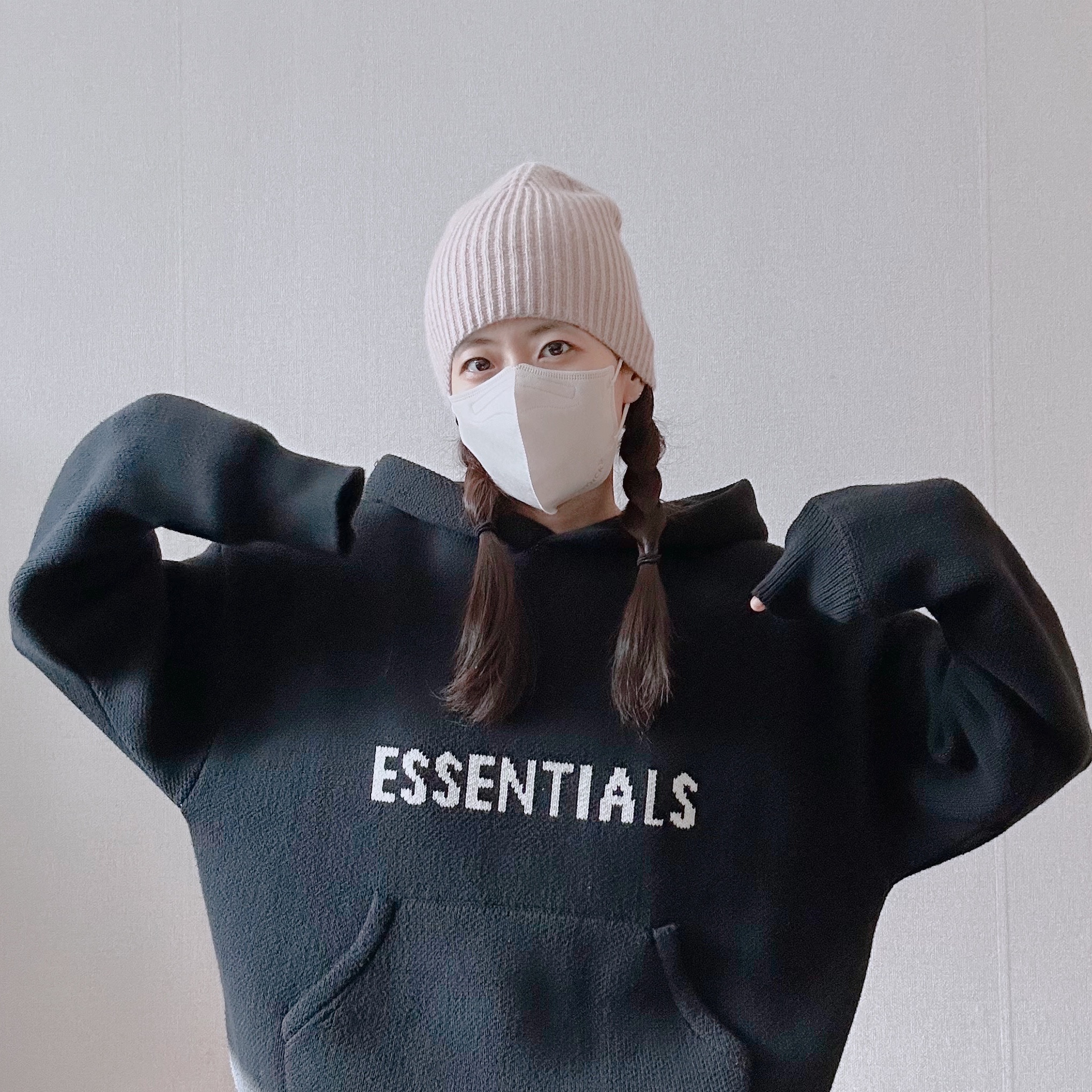 Essentials Knit Hoodie Black - 20FW 착용 스타일