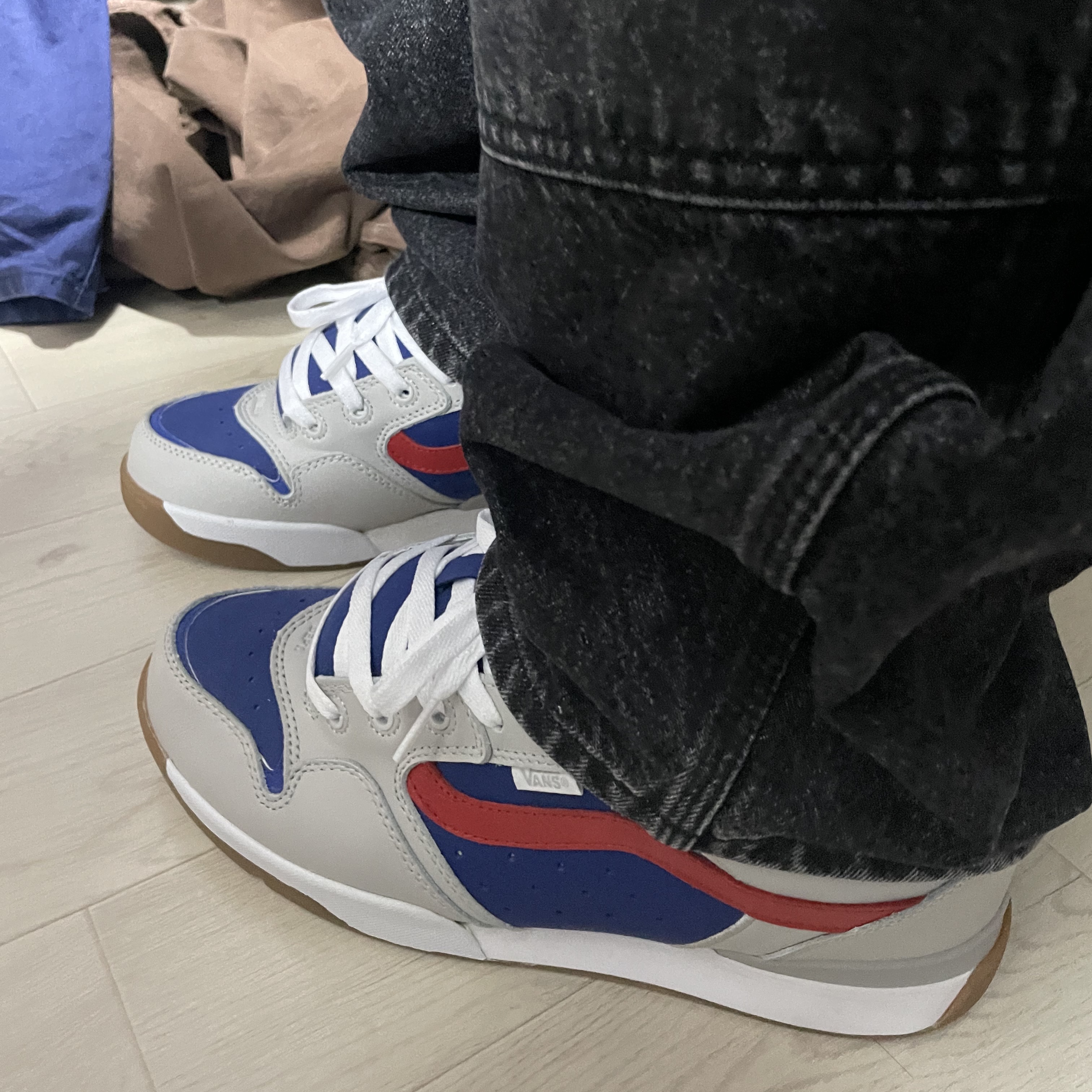 Vans Vault x Gallery Dept. Rowley XLT LX Blue Steel 착용 스타일 - 2