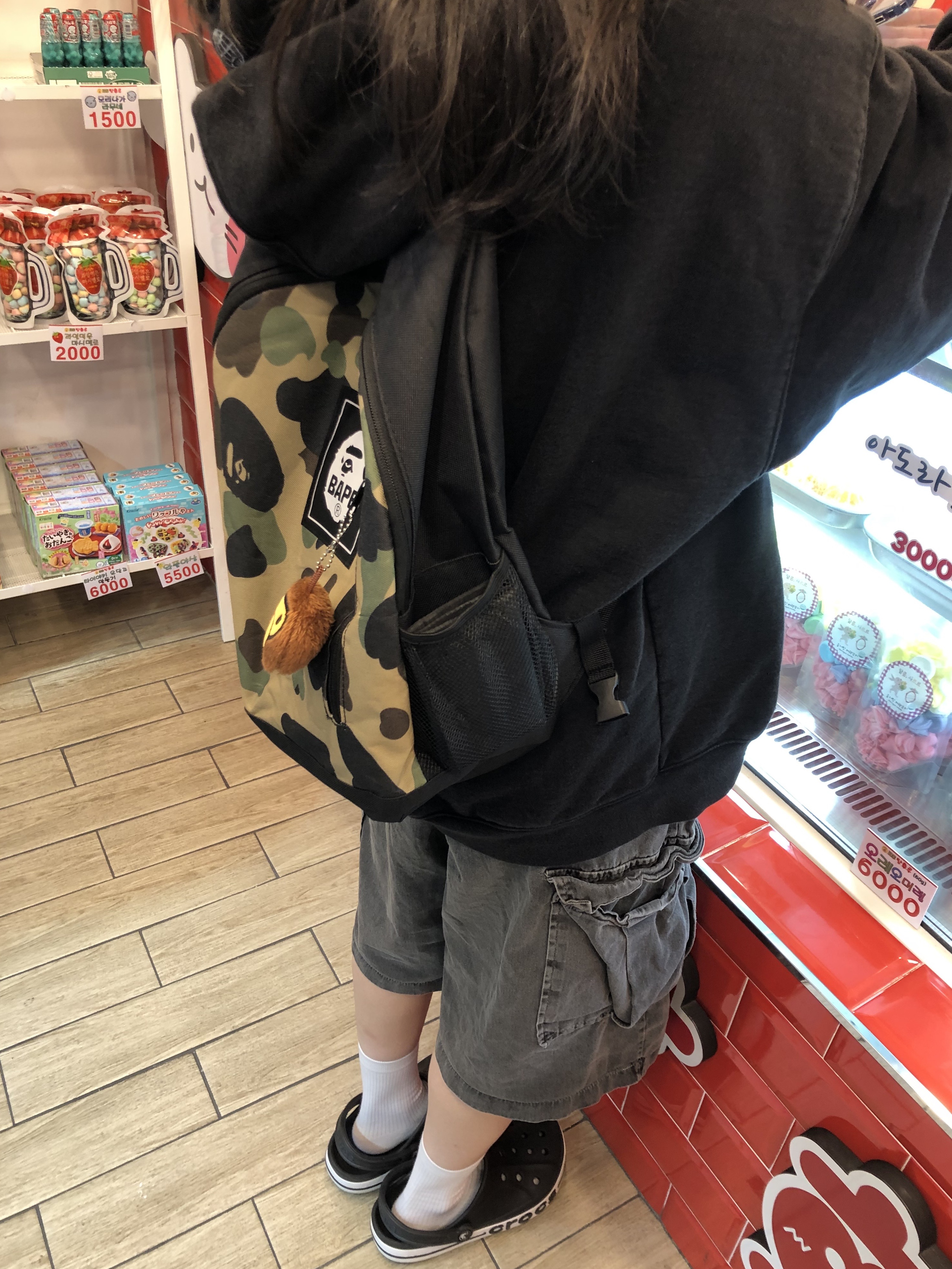 Crocs Bayaband Clog Black White, Sansan Gear Slash Jersey Sky Blue - 23FW 착용 스타일 - 1