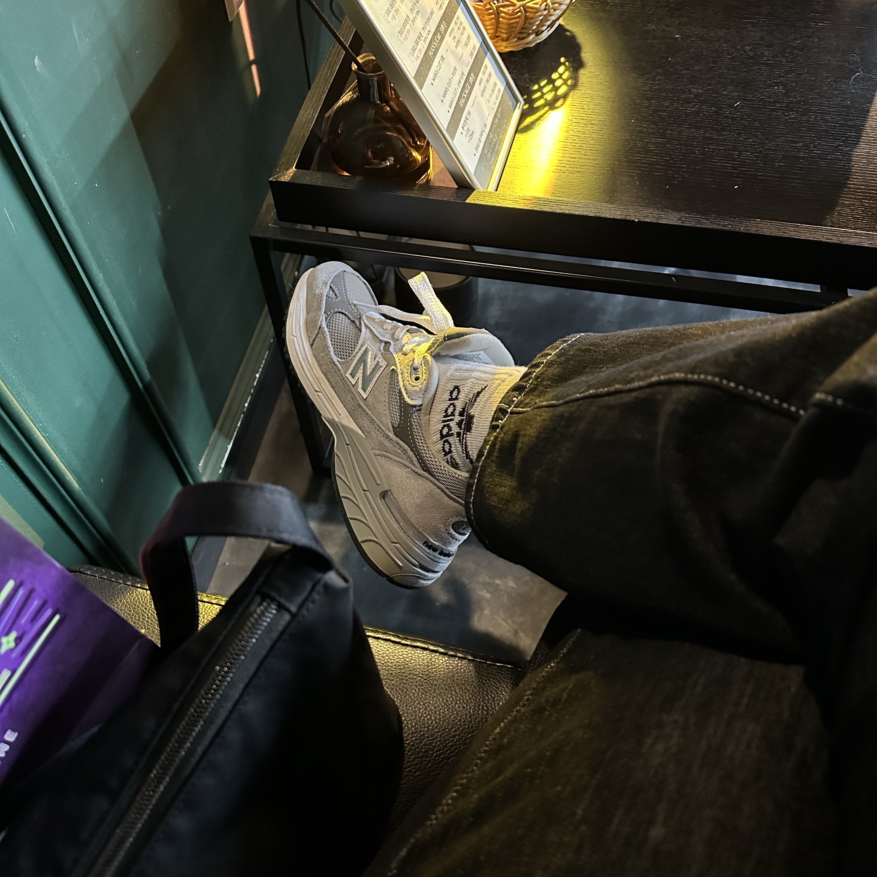 (W) New Balance 993 Made in USA Grey - B Standard 착용 스타일