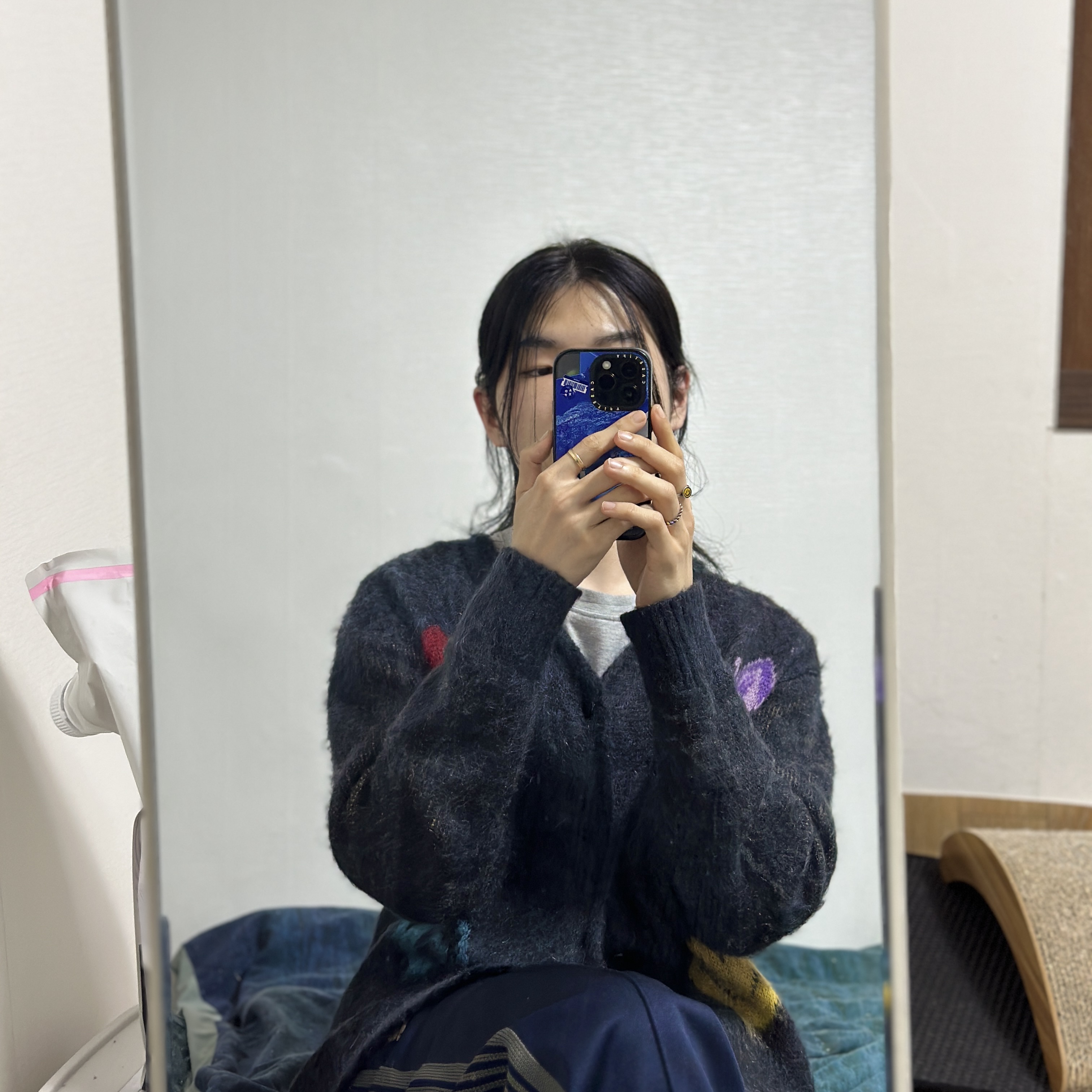 Needles x Studious Mohair Papillon Cardigan Black, Needles Narrow Track Pants Poly Smooth Navy 착용 스타일