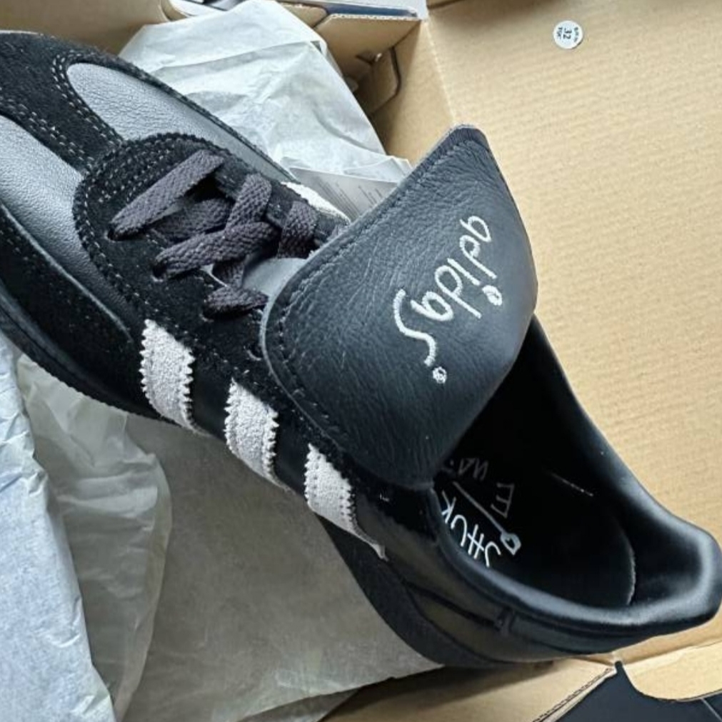 Adidas Spezial Handball Core Black Cloud White 착용 스타일