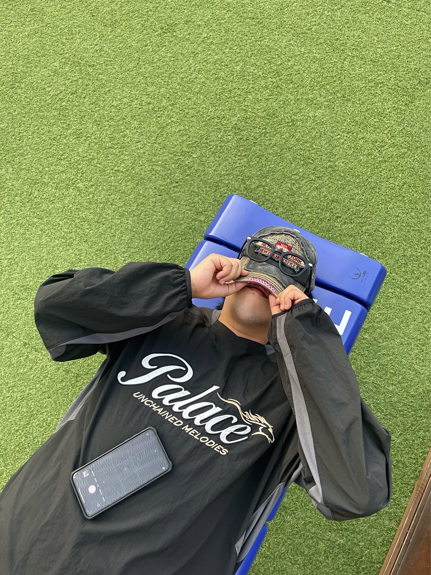 Palace Horsepower Crew Black - 20SS, Asics Jog 100 S Sheet Rock - 2E Wide 착용 스타일 - 3