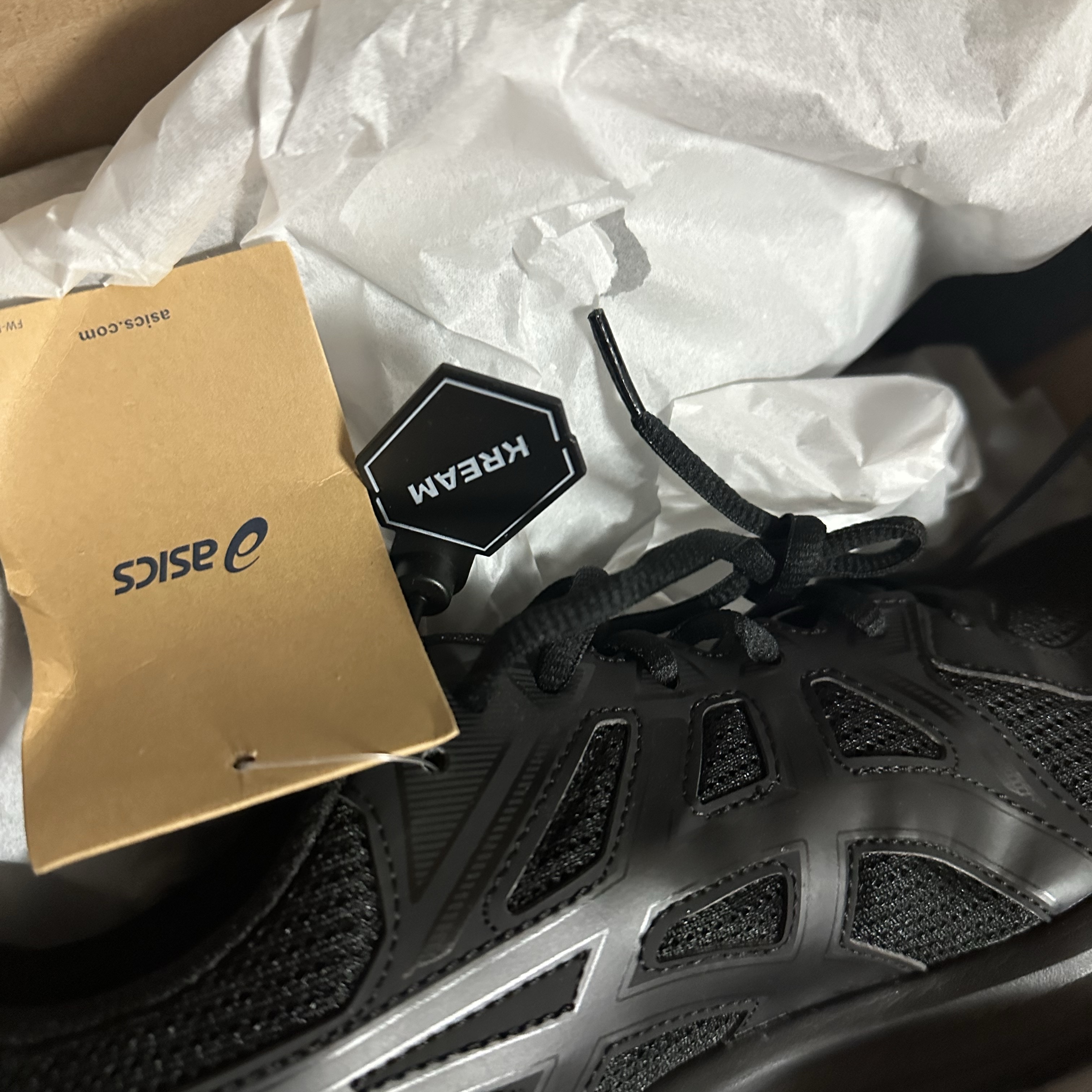 Asics Jog 100 2 Black 착용 스타일