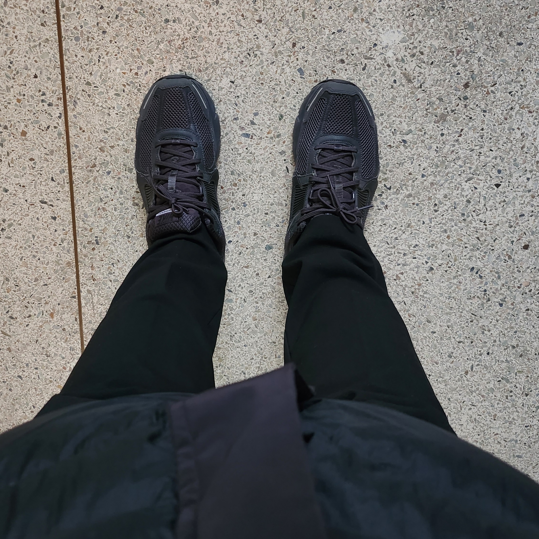 Nike Zoom Vomero 5 SP Anthracite 2023 착용 스타일