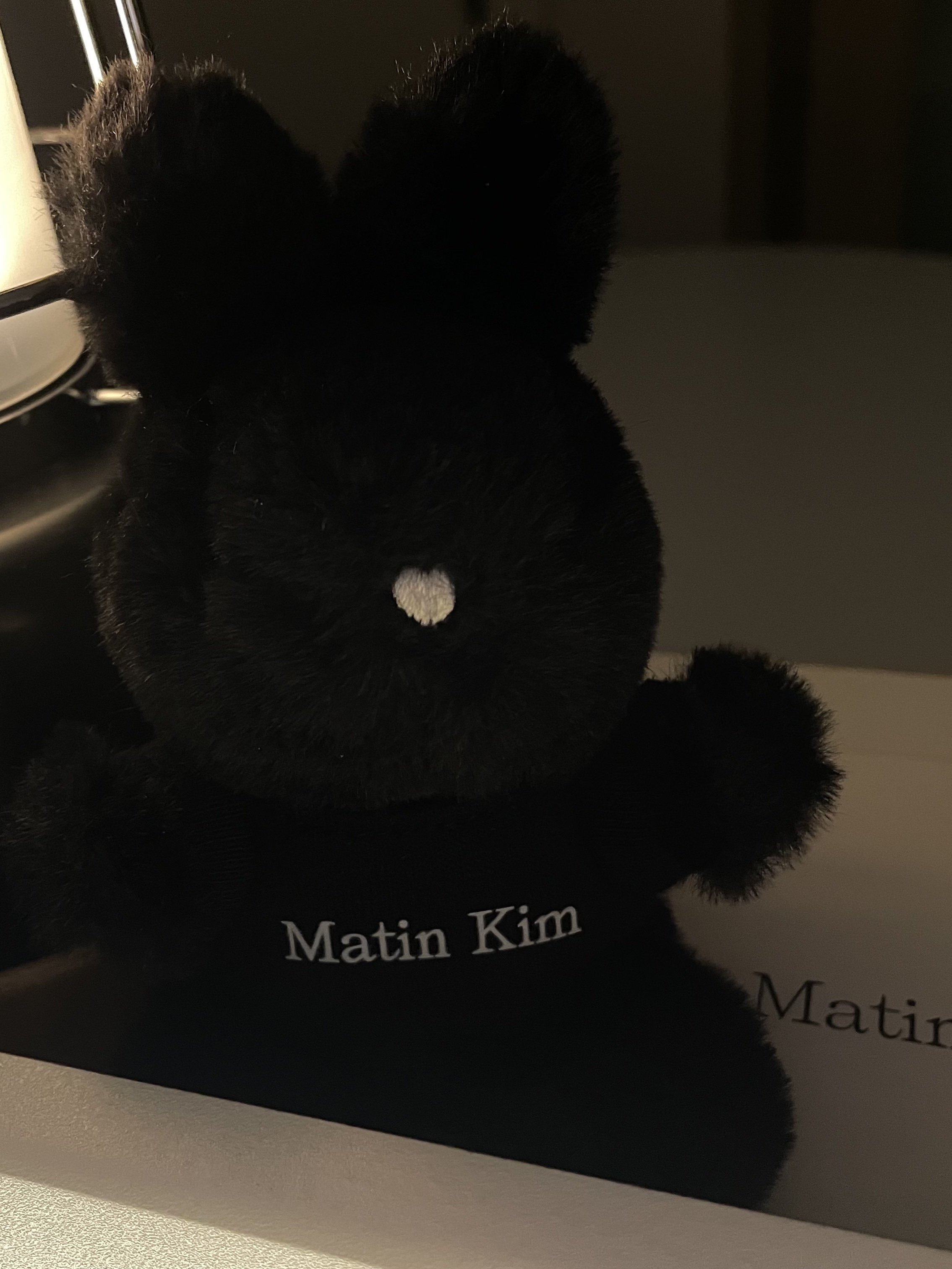 Matin Kim Black Bunny Toy Keyring Black, Yves Saint Laurent Libre Hair Mist 30ml 착용 스타일 - 2